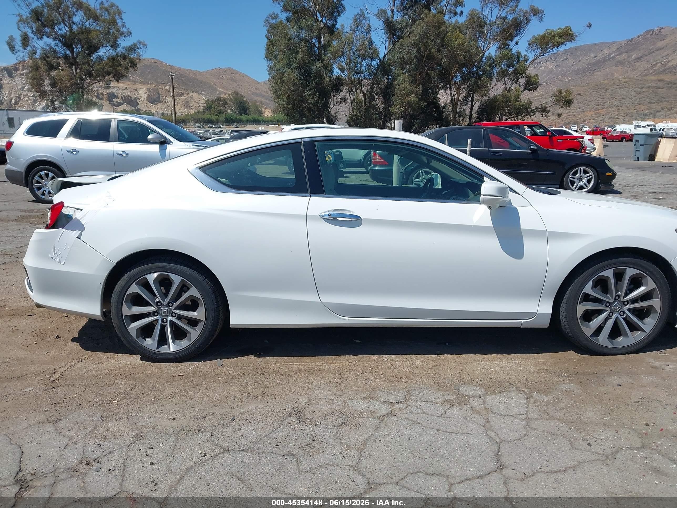 2013 Honda Accord Ex-l V-6 Белый vin: 1HGCT2B88DA005810