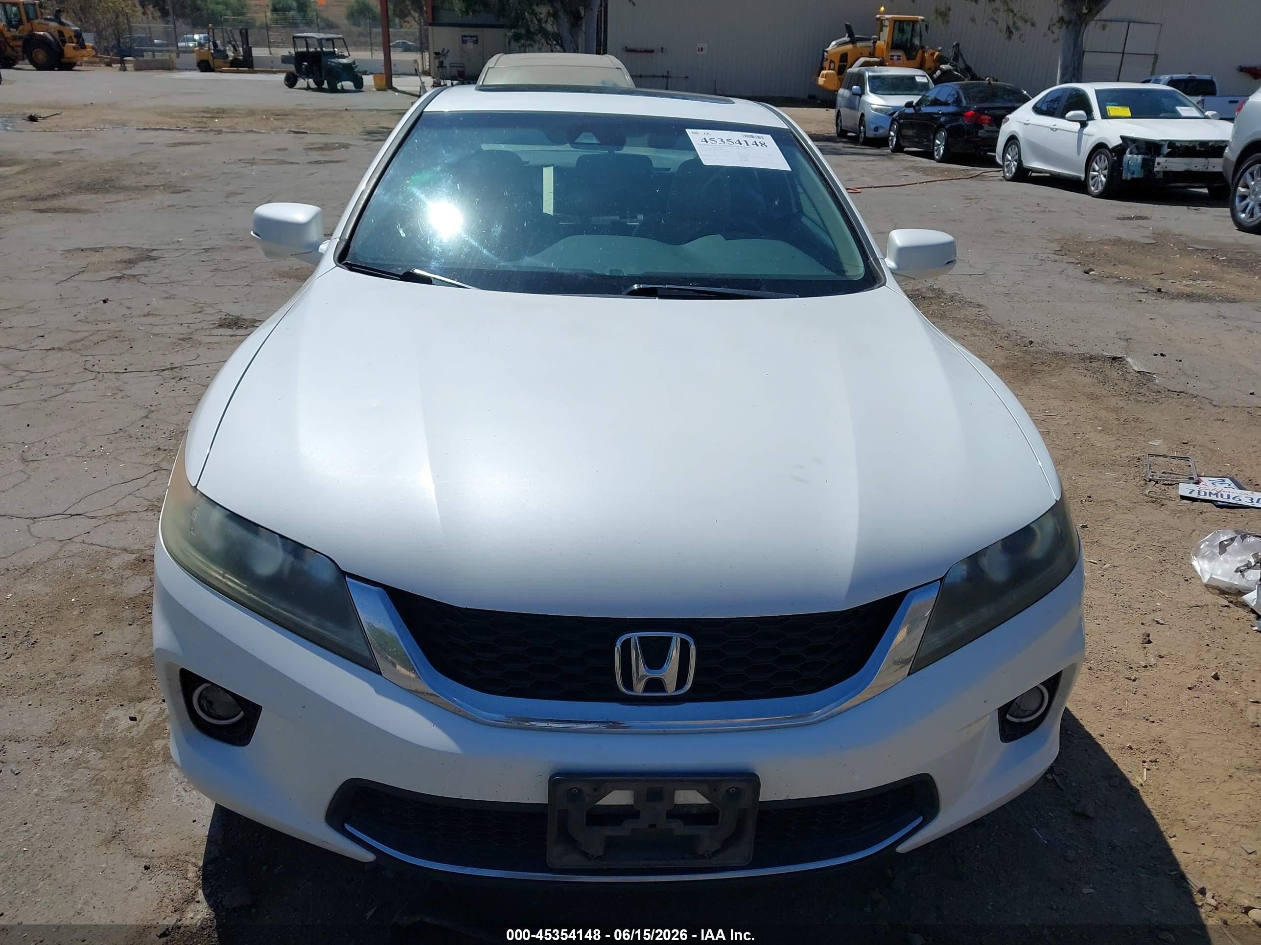 2013 Honda Accord Ex-l V-6 Белый vin: 1HGCT2B88DA005810