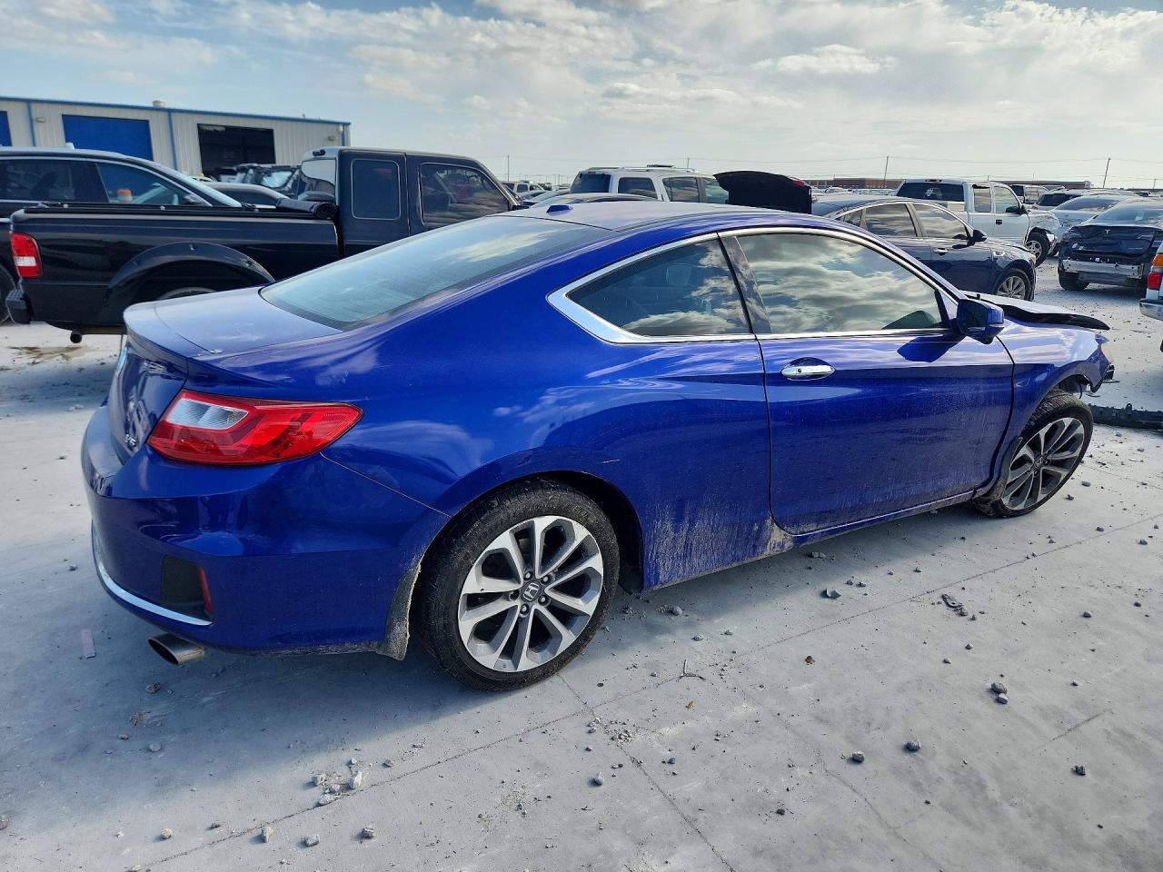 2015 Honda Accord Exl Blue vin: 1HGCT2B88FA000562