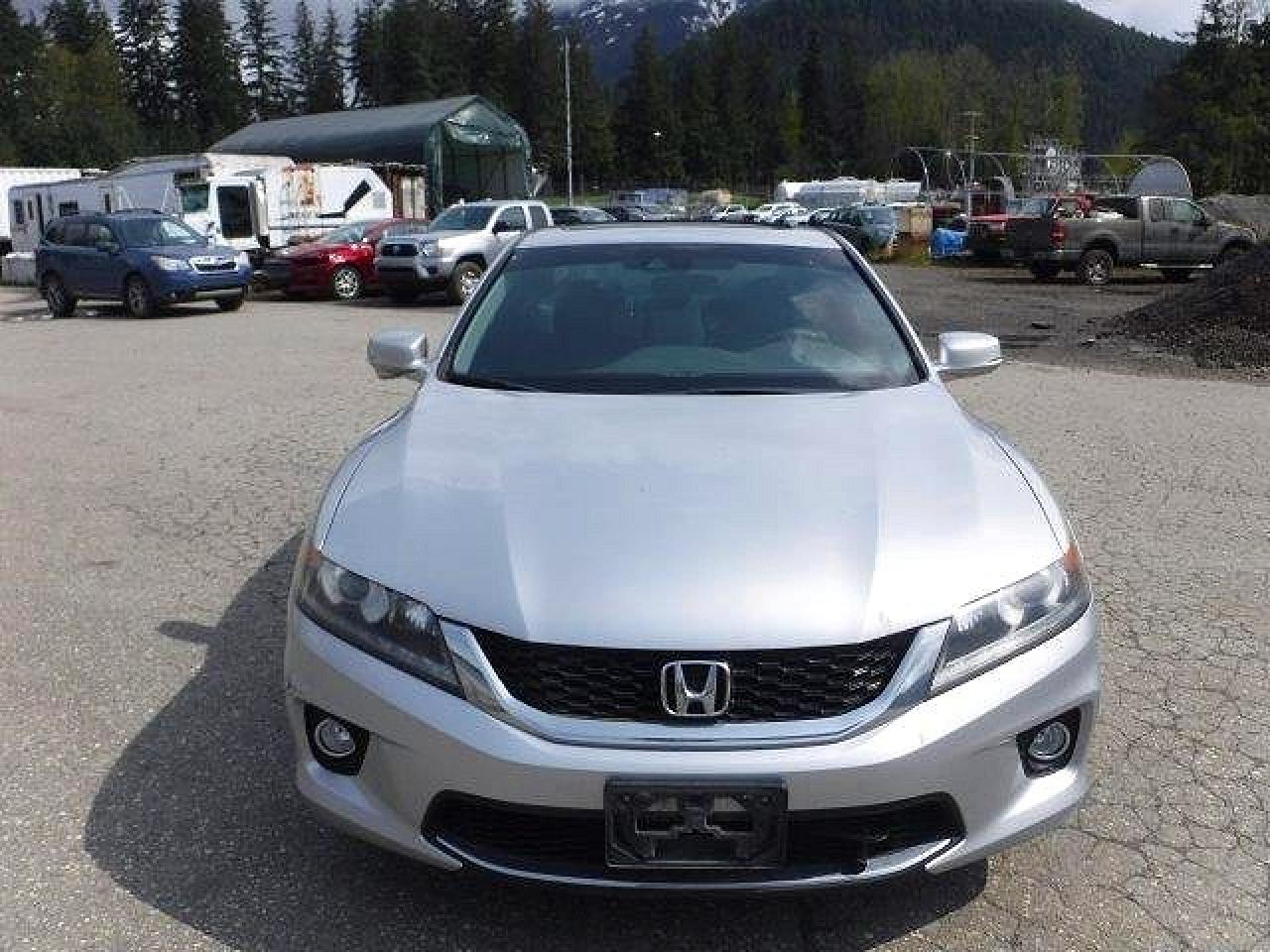 2013 Honda Accord Exl Серебряный vin: 1HGCT2B89DA000180