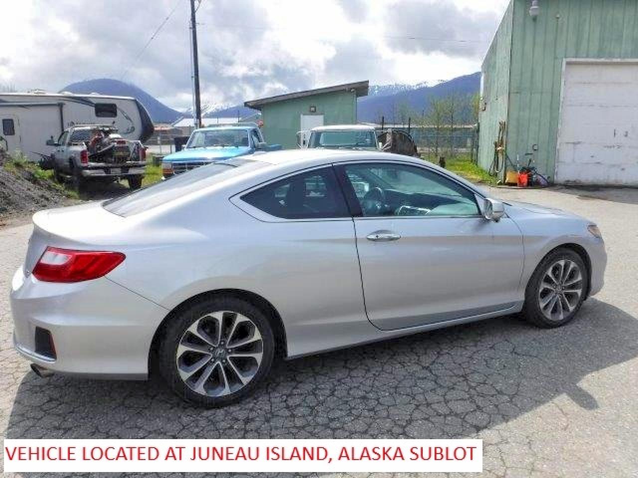 2013 Honda Accord Exl Серебряный vin: 1HGCT2B89DA000180