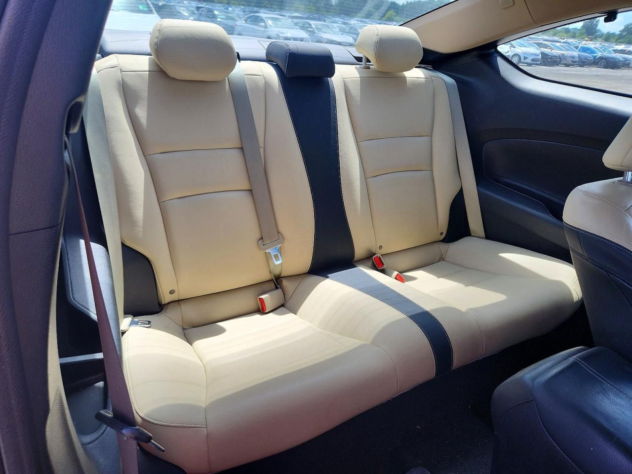 2013 Honda Accord Exl White vin: 1HGCT2B89DA009123