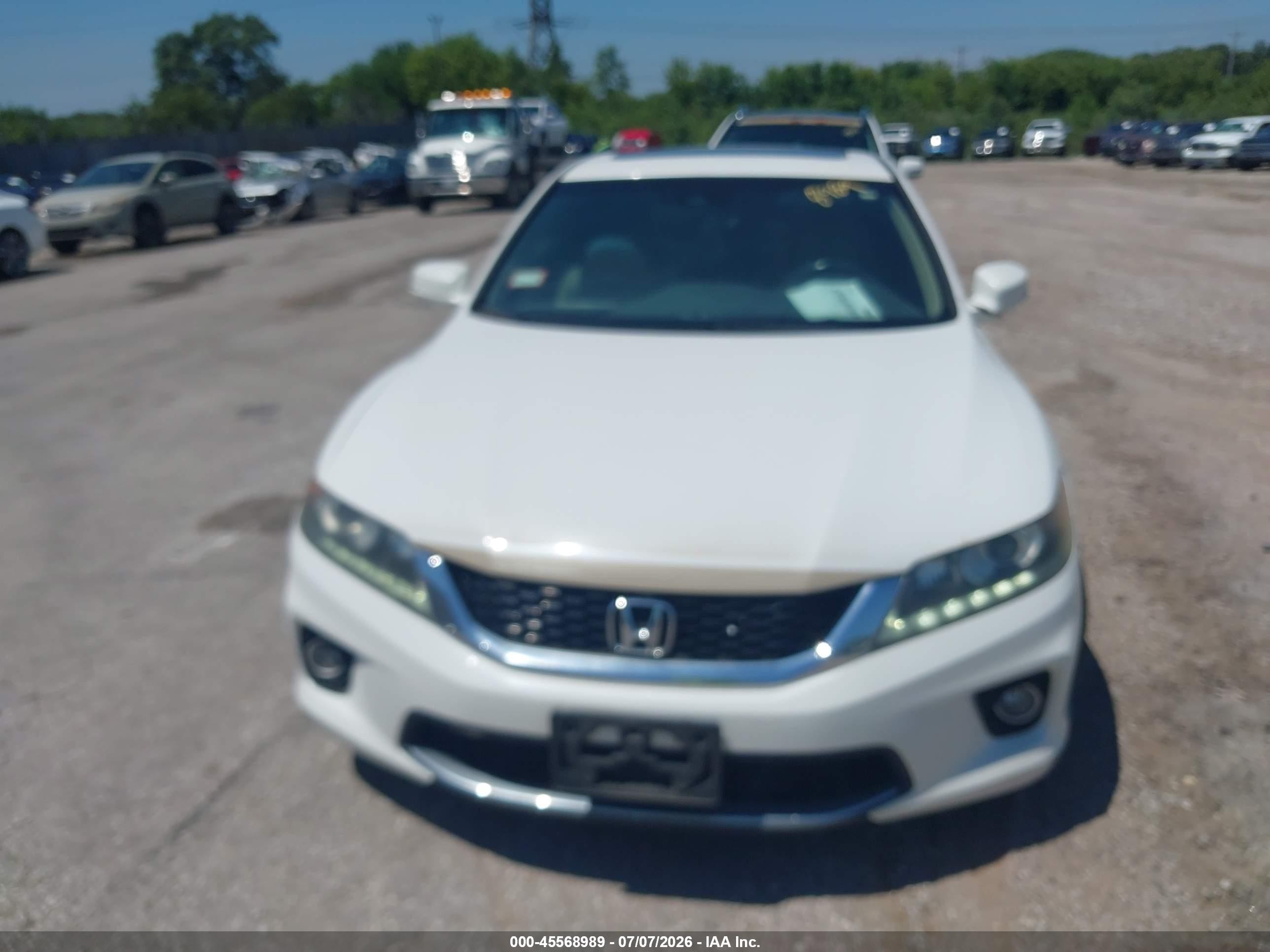 2014 Honda Accord Ex-l V-6 White vin: 1HGCT2B89EA009088