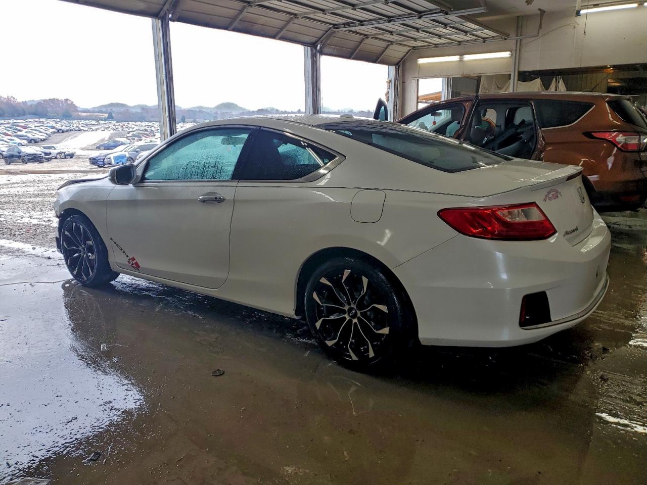 2013 Honda Accord Exl White vin: 1HGCT2B8XDA005811