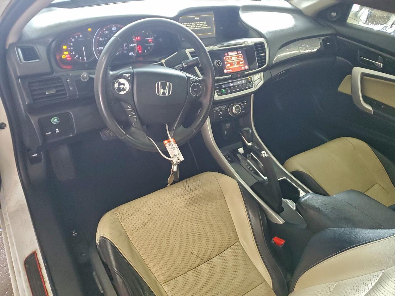 2013 Honda Accord Exl White vin: 1HGCT2B8XDA005811