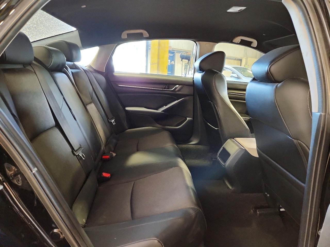 2018 Honda Accord Lx Black vin: 1HGCV1F10JA079932