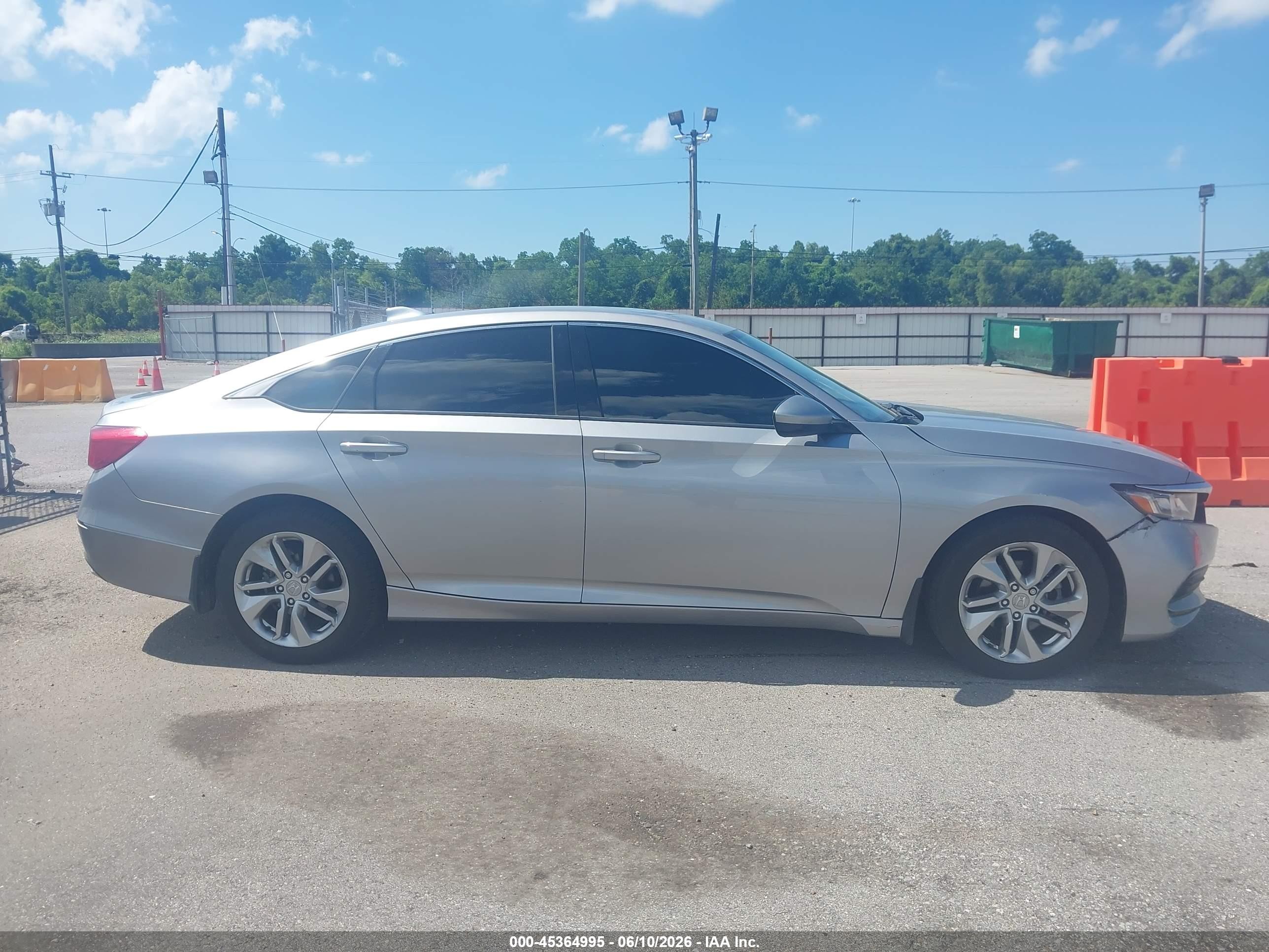 2019 Honda Accord Lx Silver vin: 1HGCV1F10KA020073