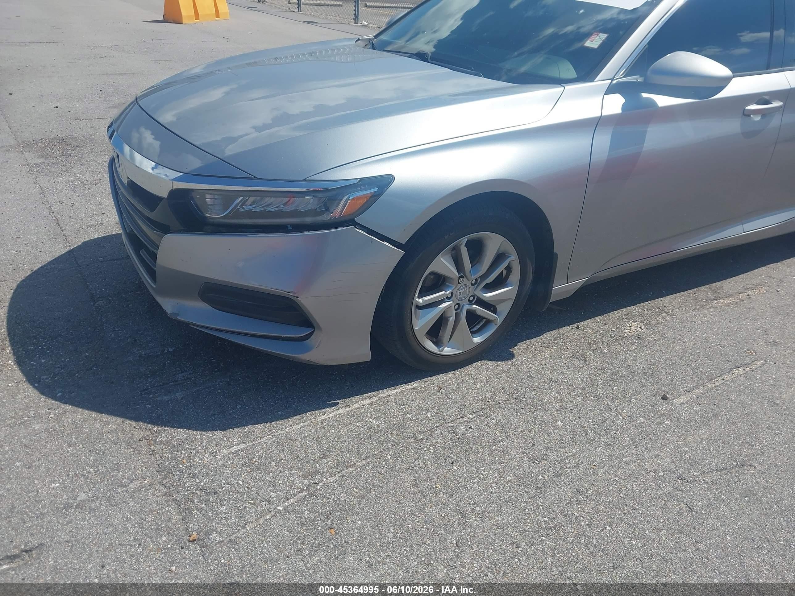 2019 Honda Accord Lx Silver vin: 1HGCV1F10KA020073