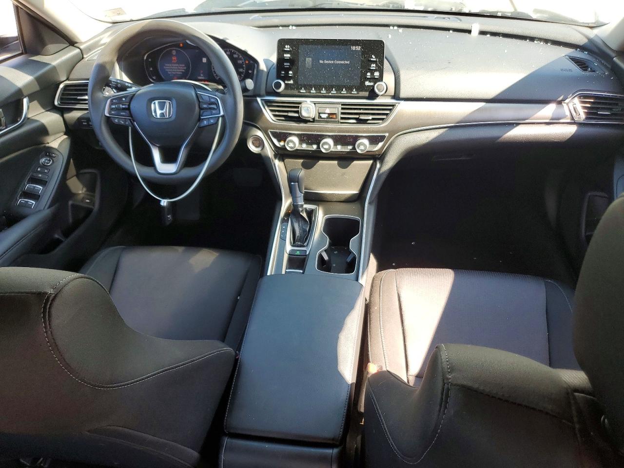 2019 Honda Accord Lx Белый vin: 1HGCV1F10KA030439