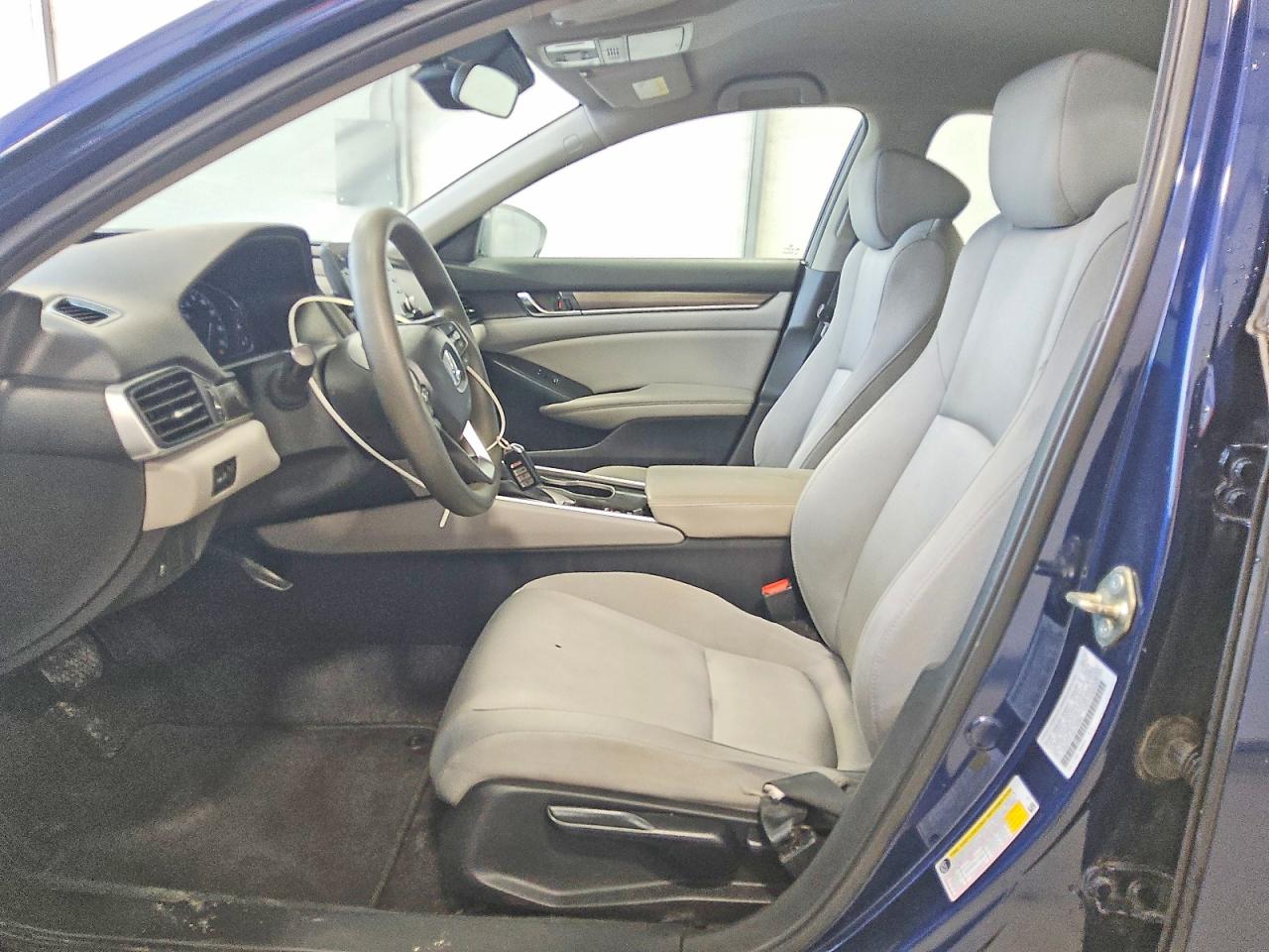 2019 Honda Accord Lx Blue vin: 1HGCV1F10KA150984