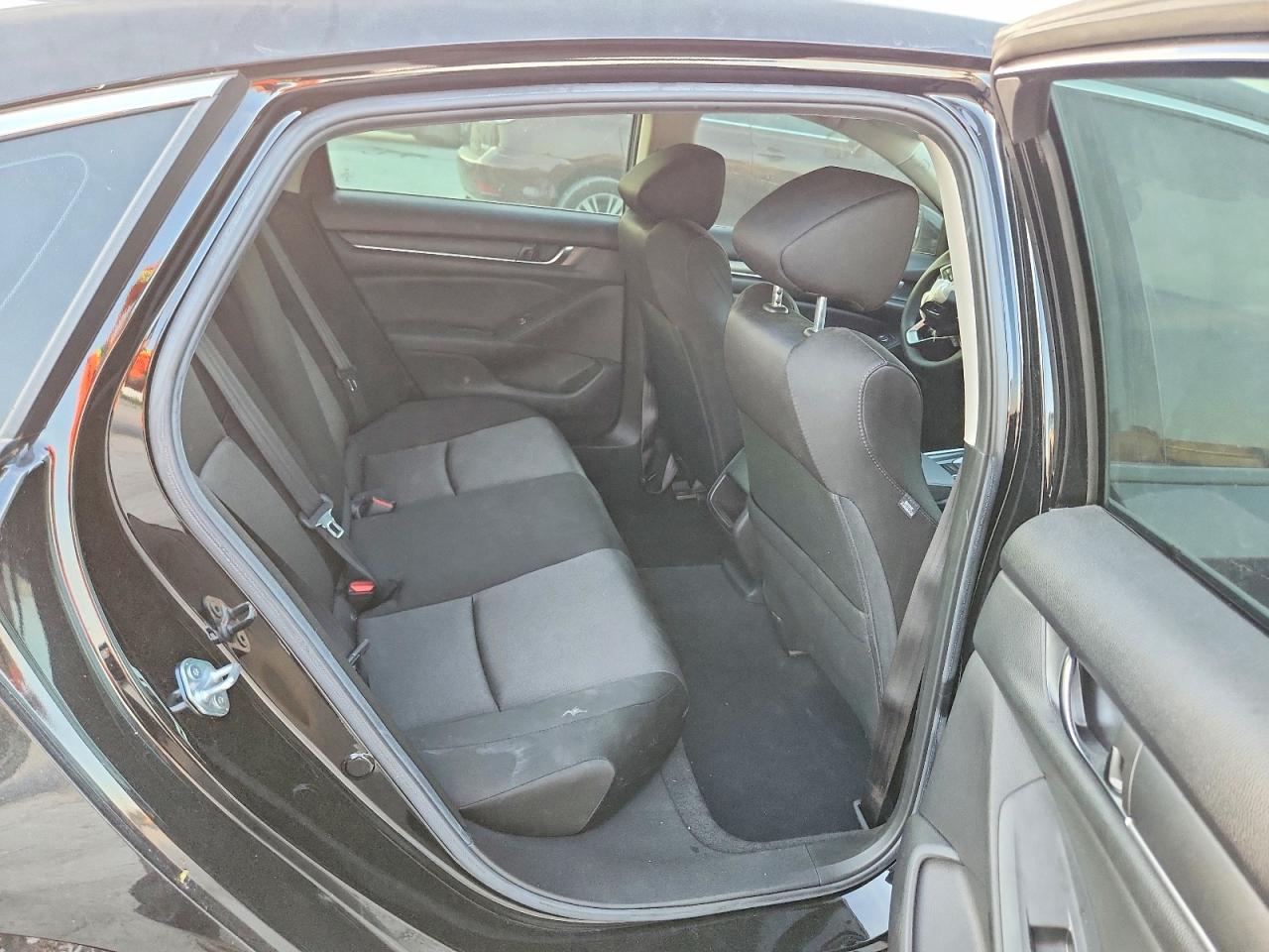 2021 Honda Accord Lx Black vin: 1HGCV1F11MA033322