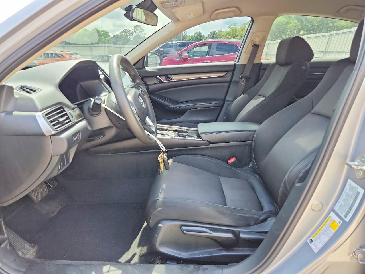 2018 Honda Accord Lx Silver vin: 1HGCV1F12JA082315