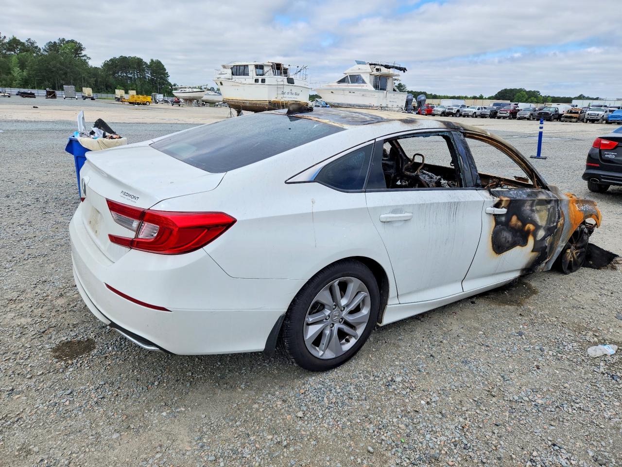 2018 Honda Accord Lx White vin: 1HGCV1F13JA180821