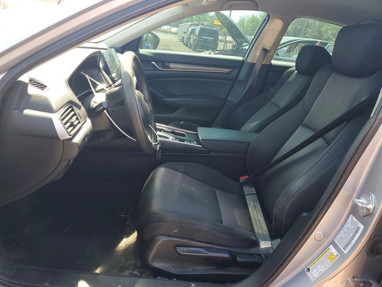 2021 Honda Accord Lx Silver vin: 1HGCV1F13MA027571