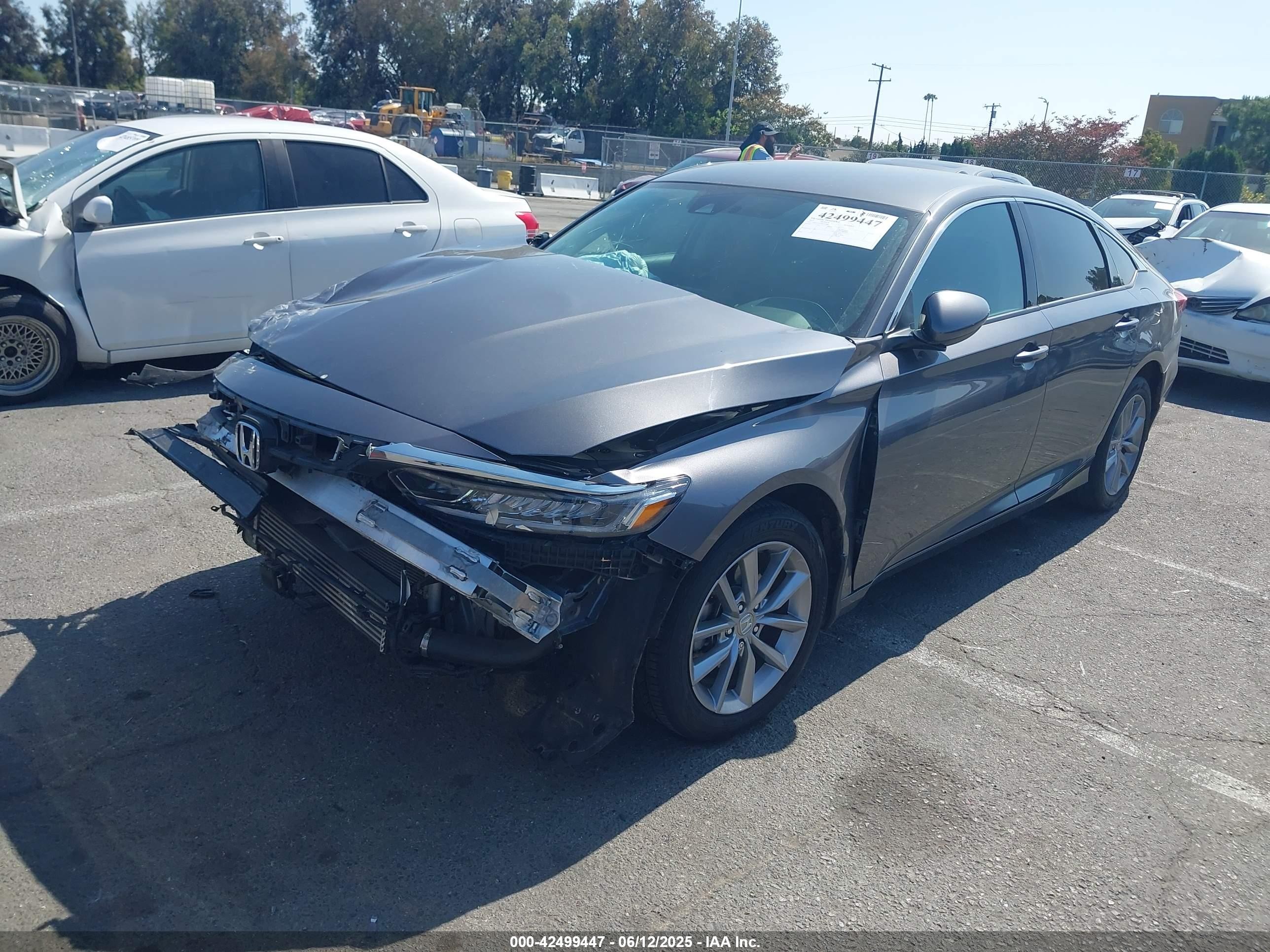 2022 Honda Accord Lx Gray vin: 1HGCV1F13NA074164
