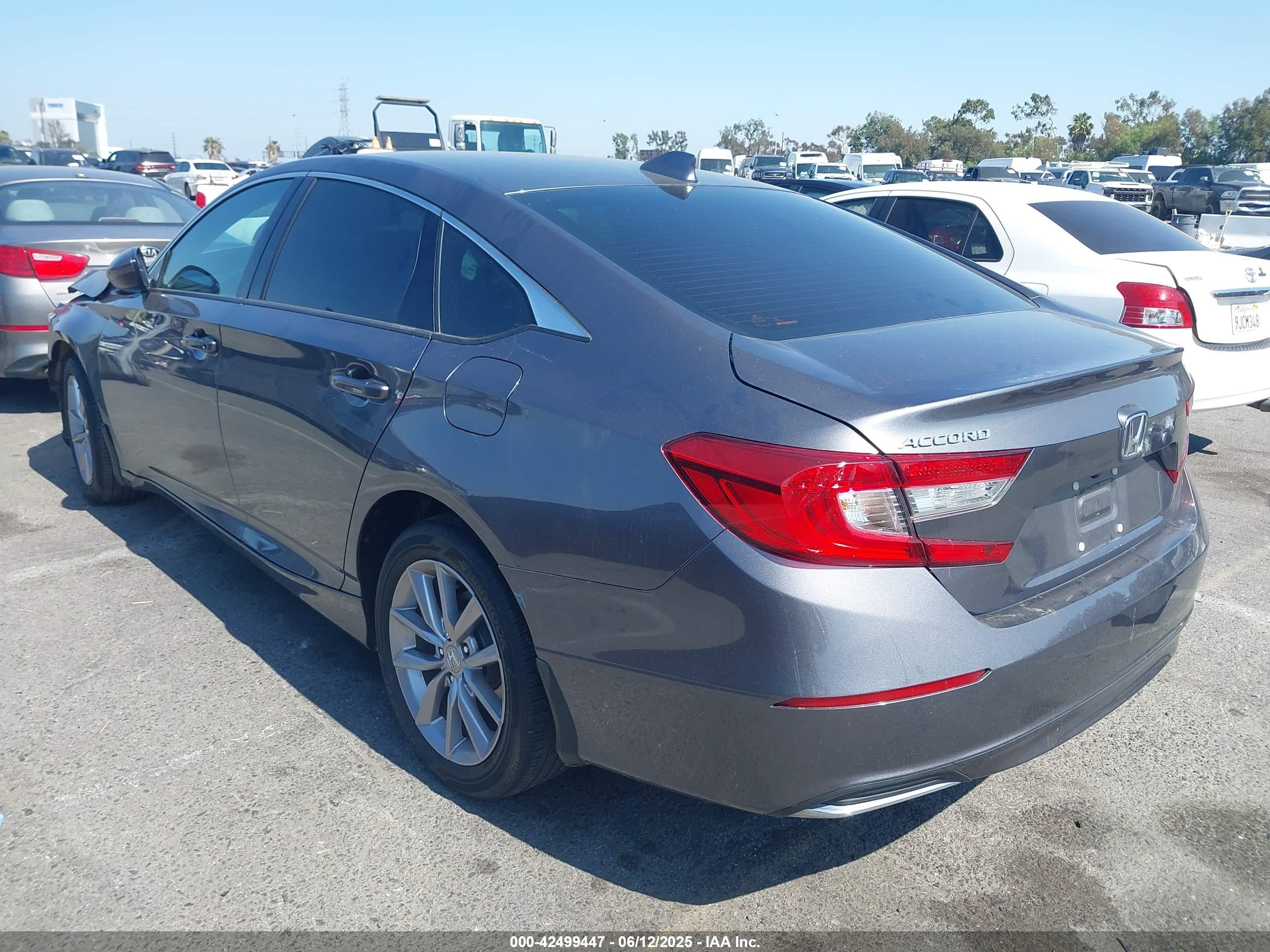 2022 Honda Accord Lx Gray vin: 1HGCV1F13NA074164