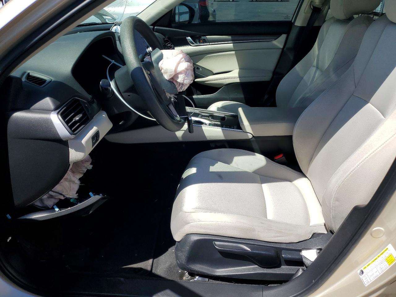 2019 Honda Accord Lx Beige vin: 1HGCV1F14KA037619