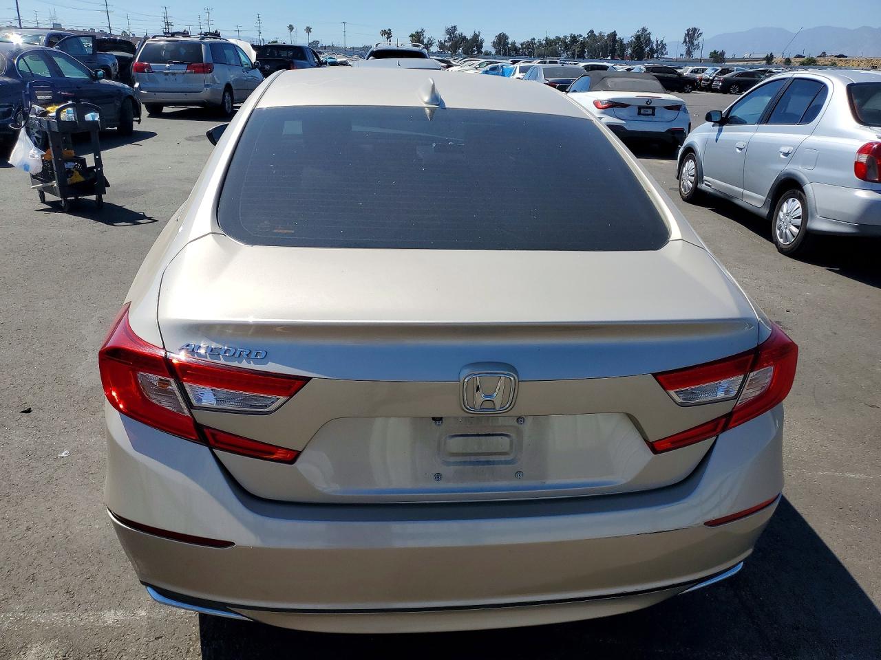 2019 Honda Accord Lx Beige vin: 1HGCV1F14KA037619