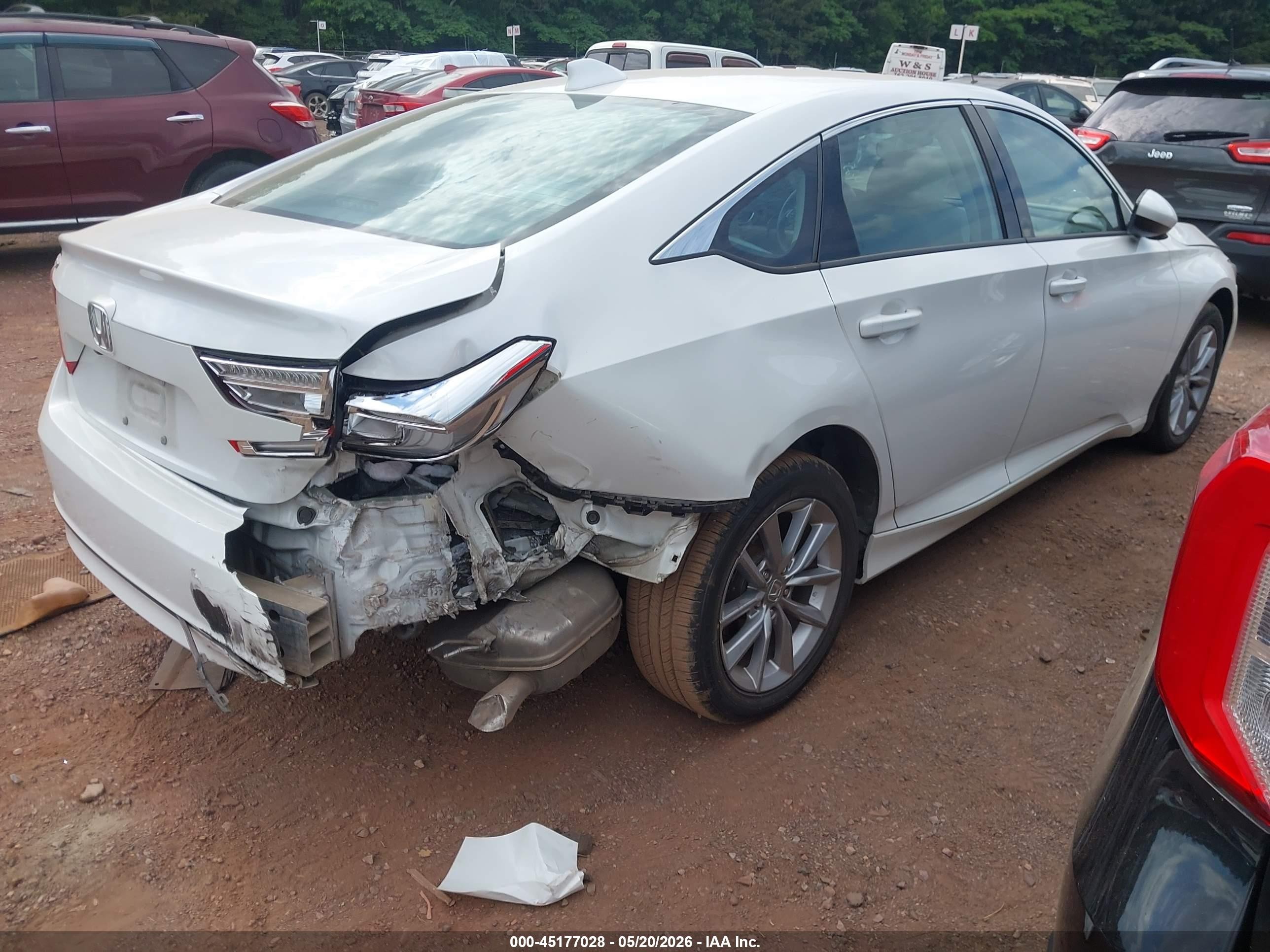 2021 Honda Accord Lx White vin: 1HGCV1F16MA039424