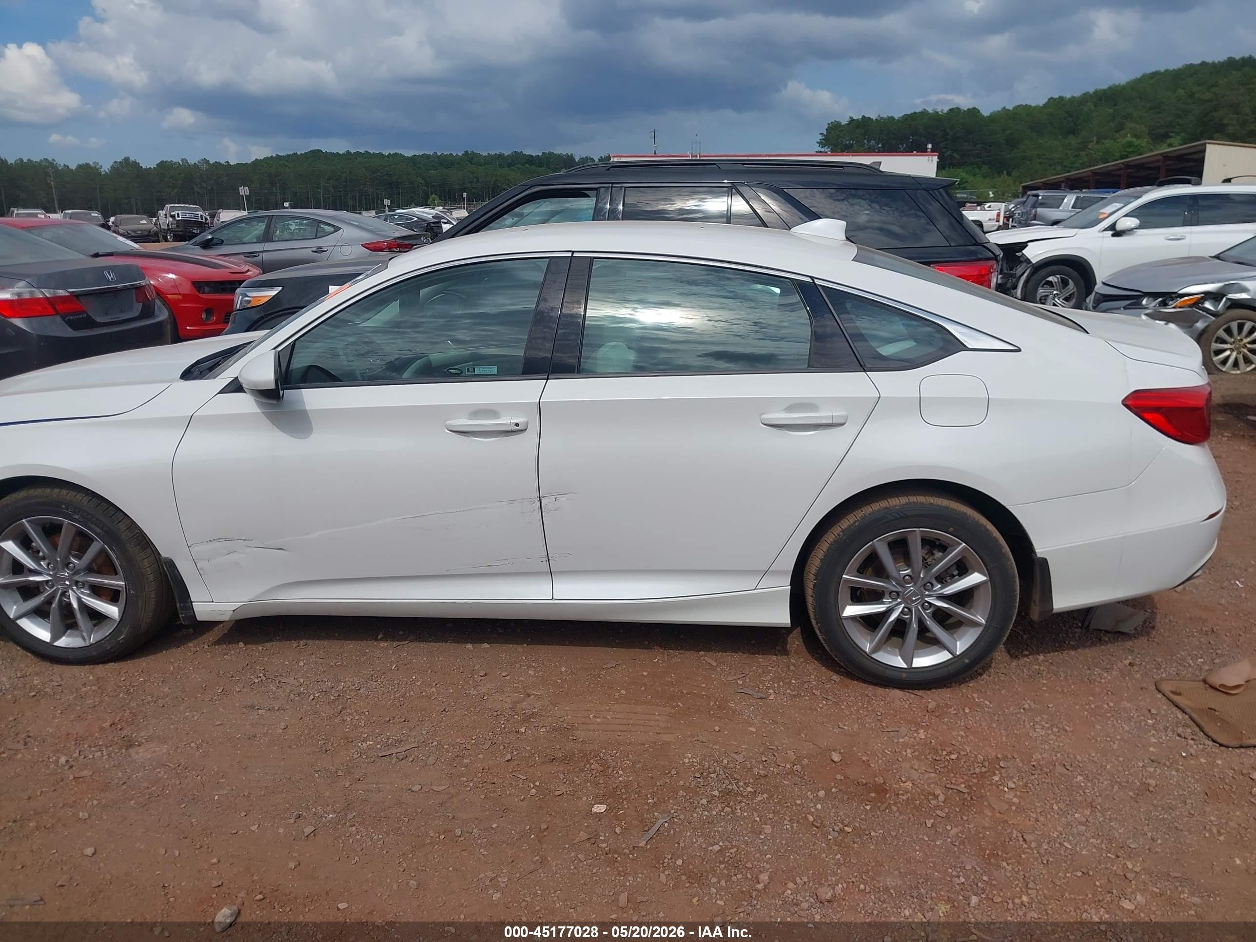 2021 Honda Accord Lx White vin: 1HGCV1F16MA039424