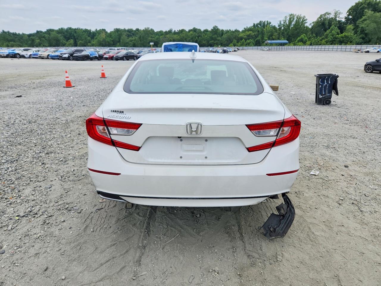 2020 Honda Accord Lx White vin: 1HGCV1F17LA040323