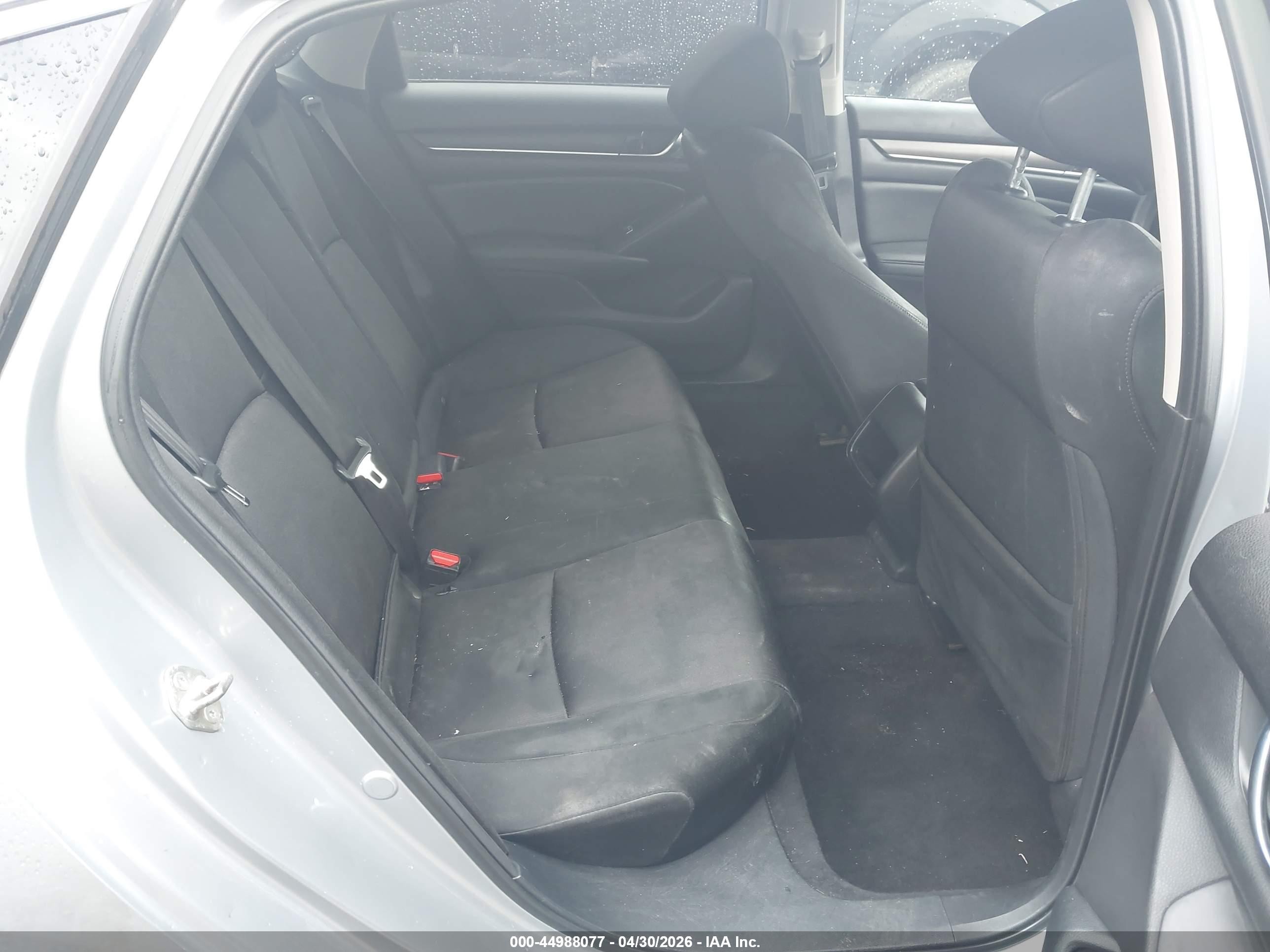 2019 Honda Accord Lx Silver vin: 1HGCV1F18KA026526