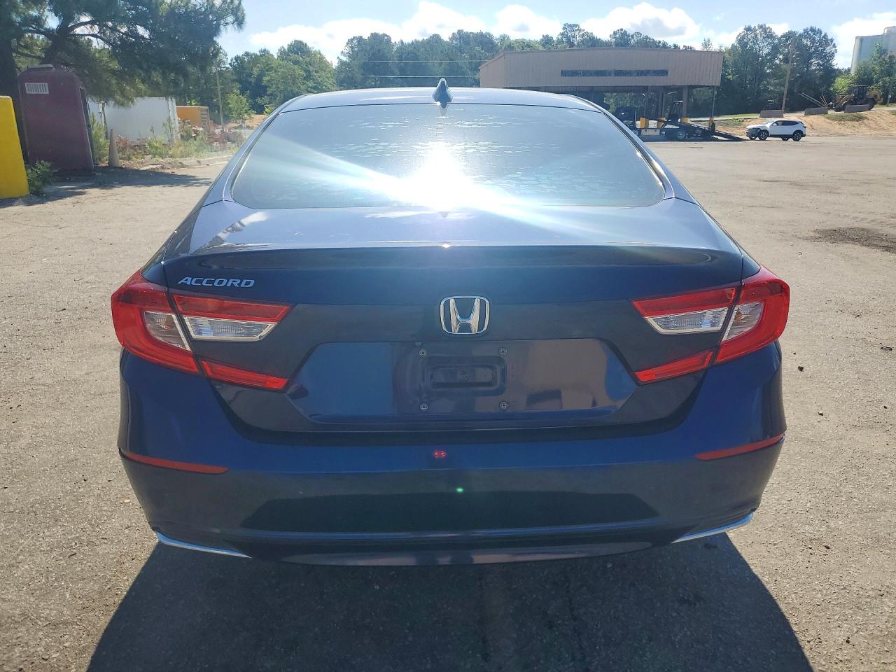 2019 Honda Accord Lx Blue vin: 1HGCV1F18KA061681