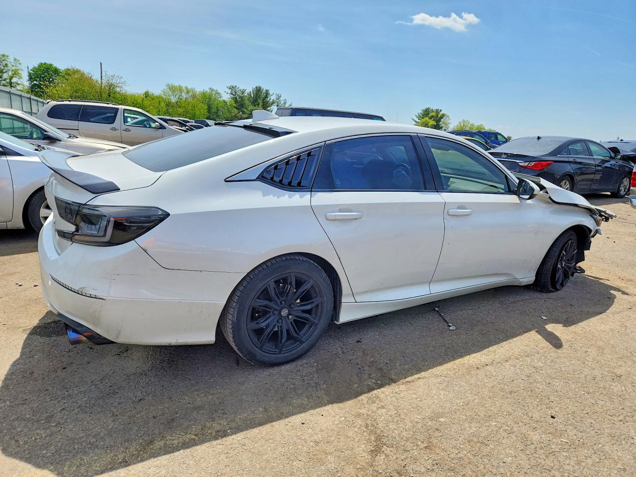 2019 Honda Accord Lx White vin: 1HGCV1F19KA017429