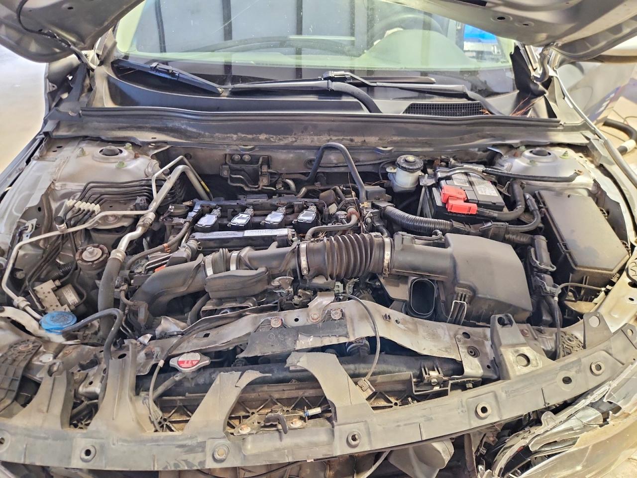 2018 Honda Accord Lx Silver vin: 1HGCV1F1XJA025179