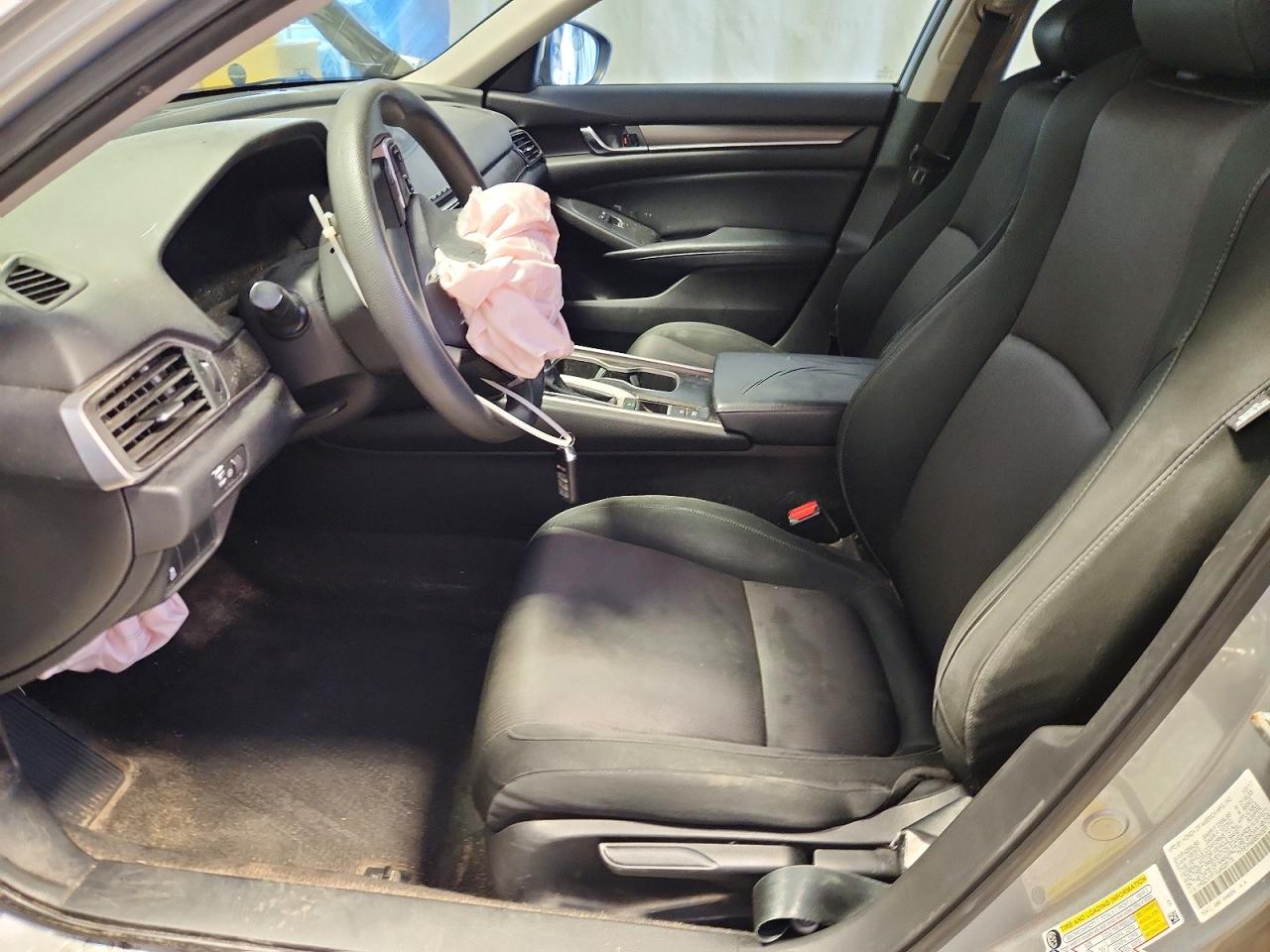 2018 Honda Accord Lx Silver vin: 1HGCV1F1XJA025179