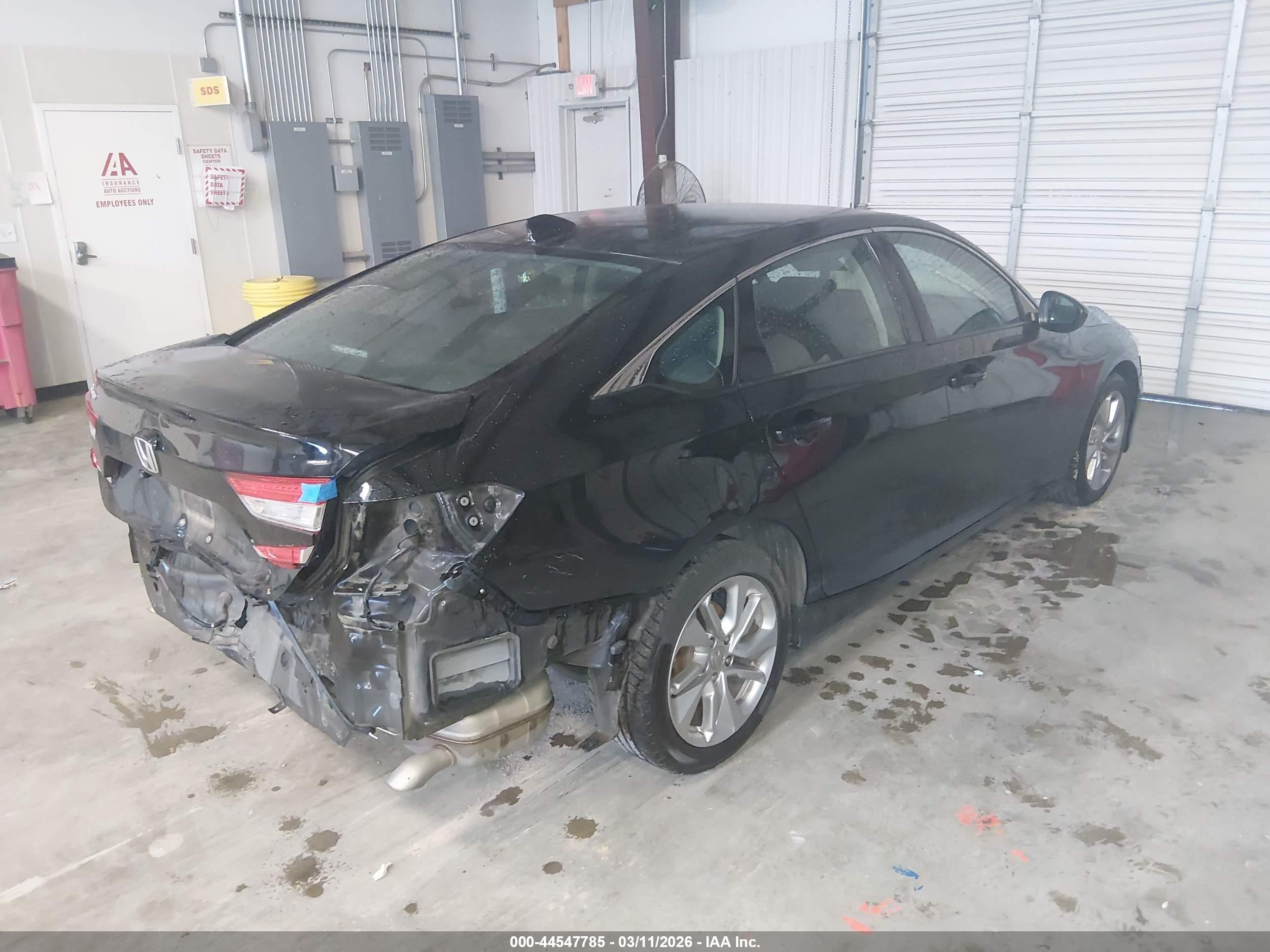 2018 Honda Accord Lx Черный vin: 1HGCV1F1XJA161344