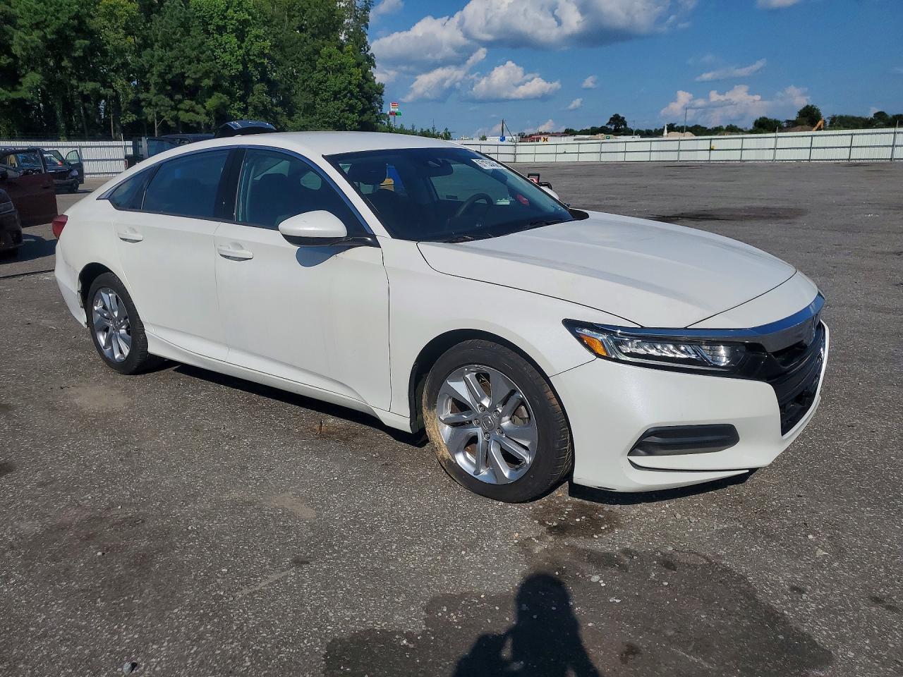 2020 Honda Accord Lx White vin: 1HGCV1F1XLA104404