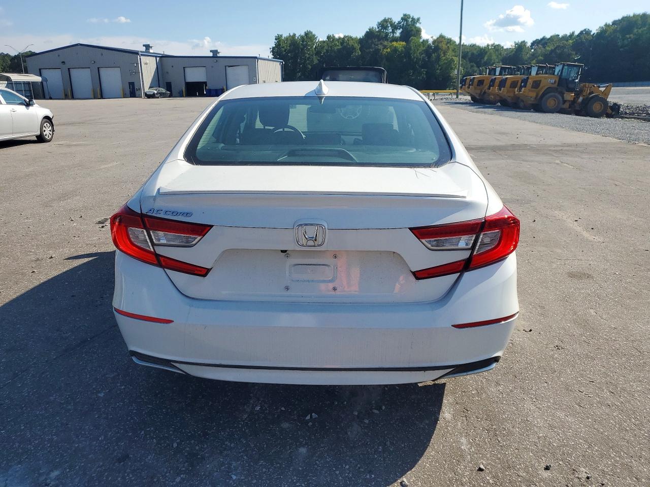 2020 Honda Accord Lx White vin: 1HGCV1F1XLA104404