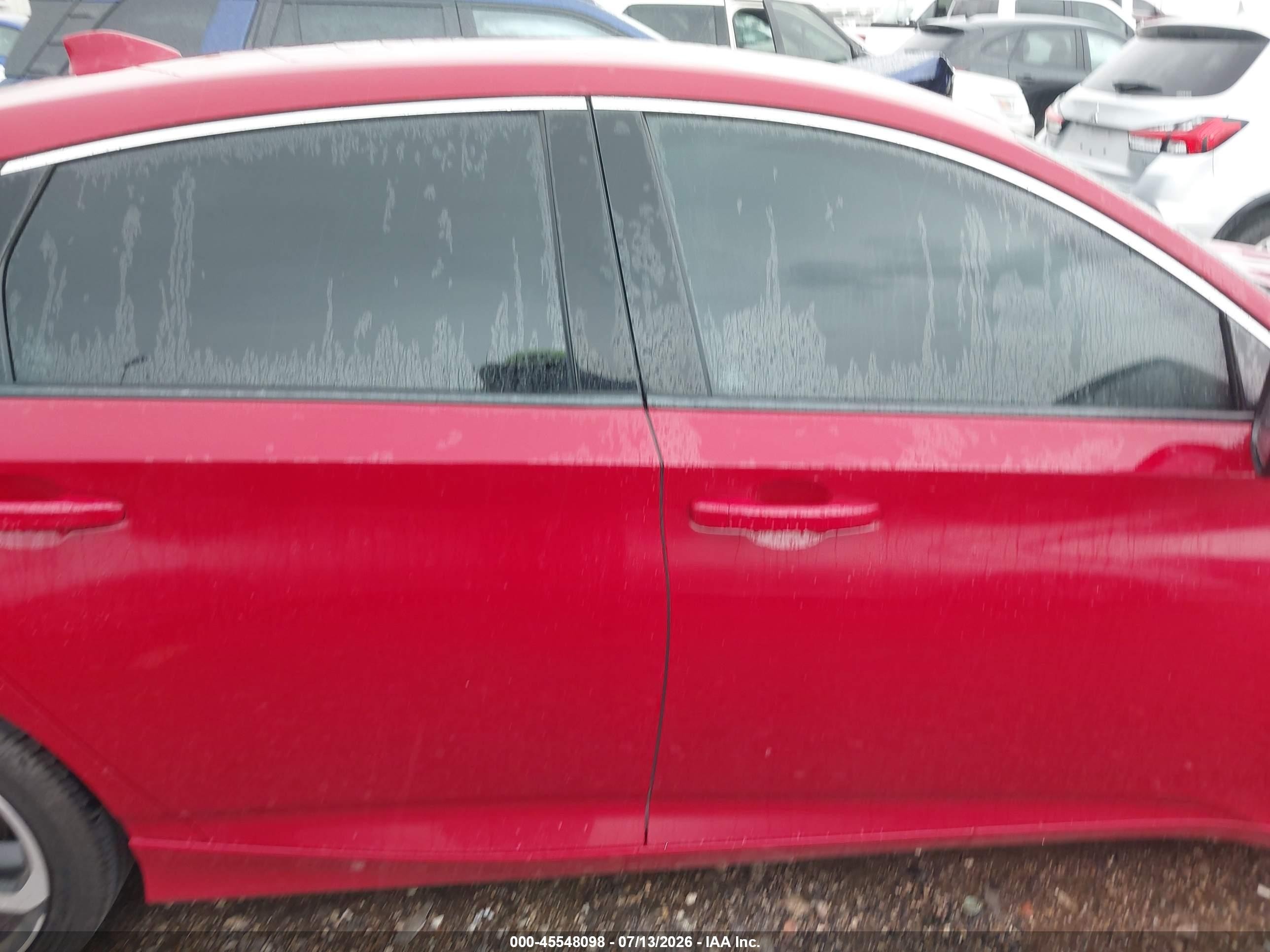 2018 Honda Accord Sport Red vin: 1HGCV1F30JA031655