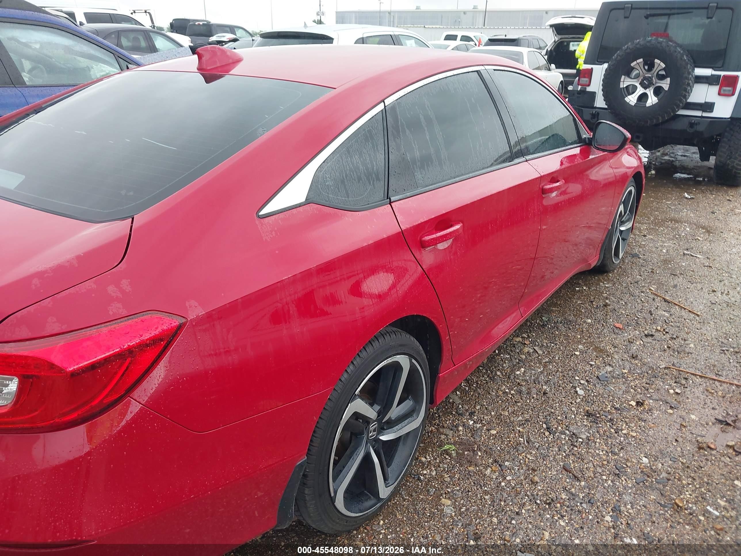 2018 Honda Accord Sport Red vin: 1HGCV1F30JA031655