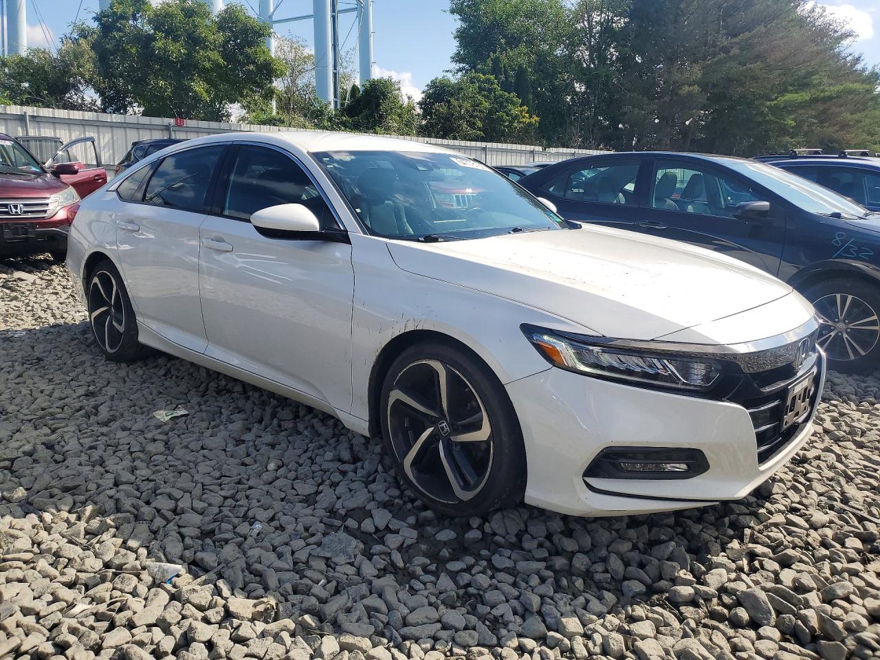 2018 Honda Accord Sport Белый vin: 1HGCV1F30JA099681