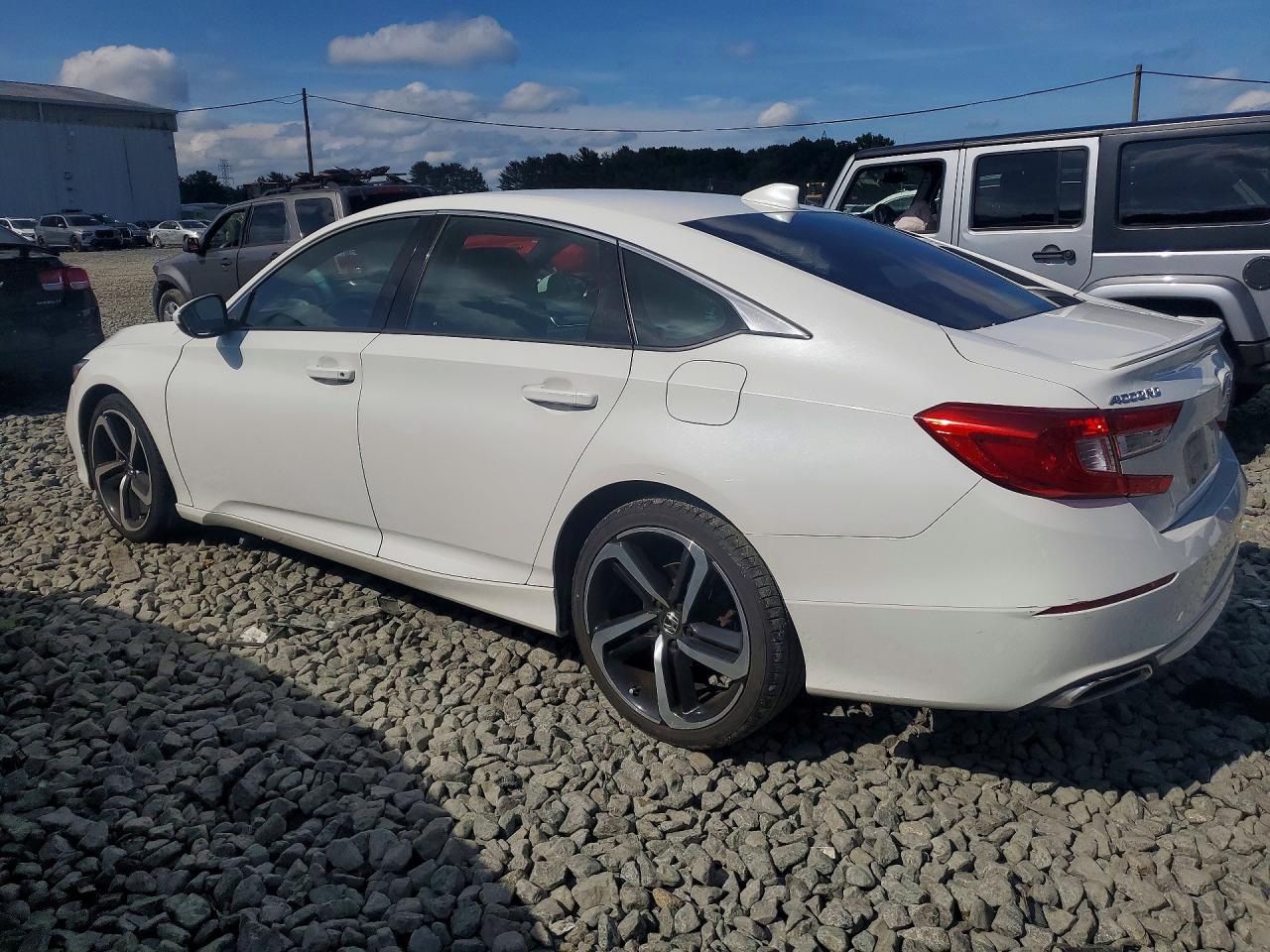 2018 Honda Accord Sport Белый vin: 1HGCV1F30JA099681