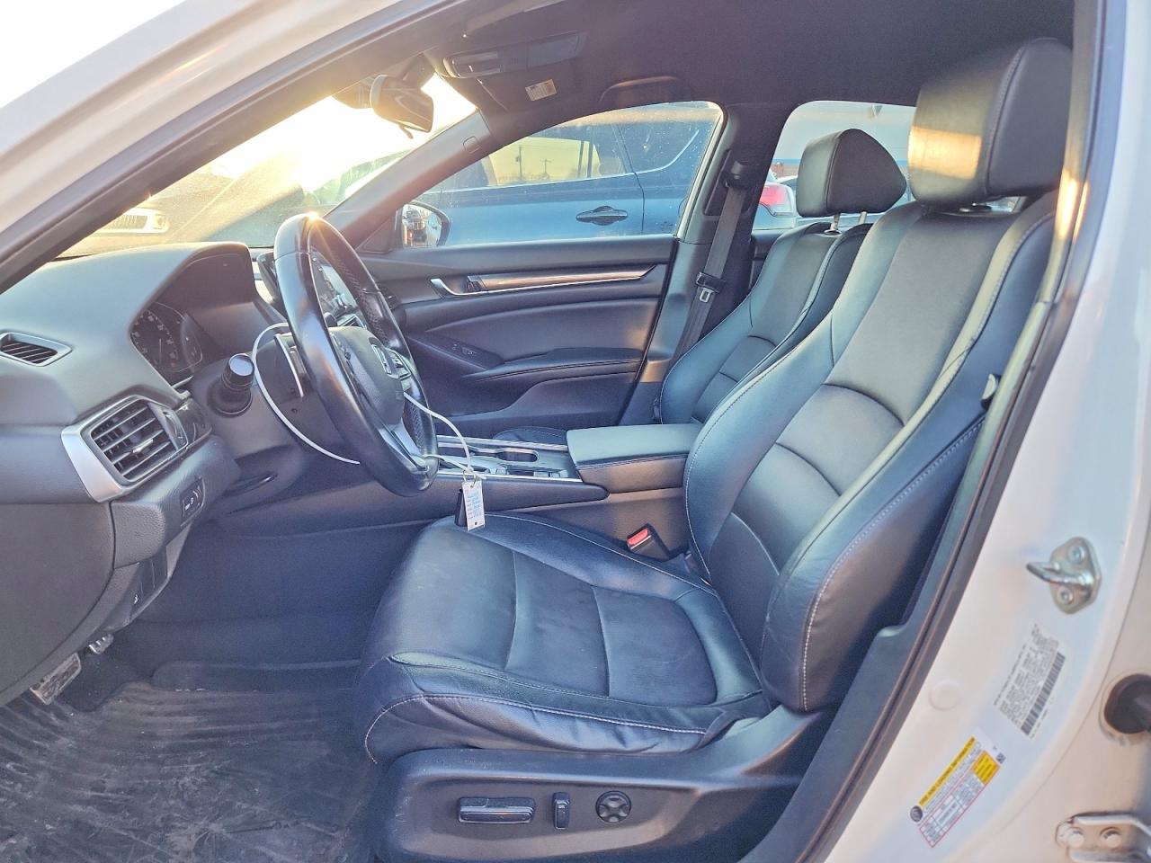2019 Honda Accord Sport White vin: 1HGCV1F30KA162084