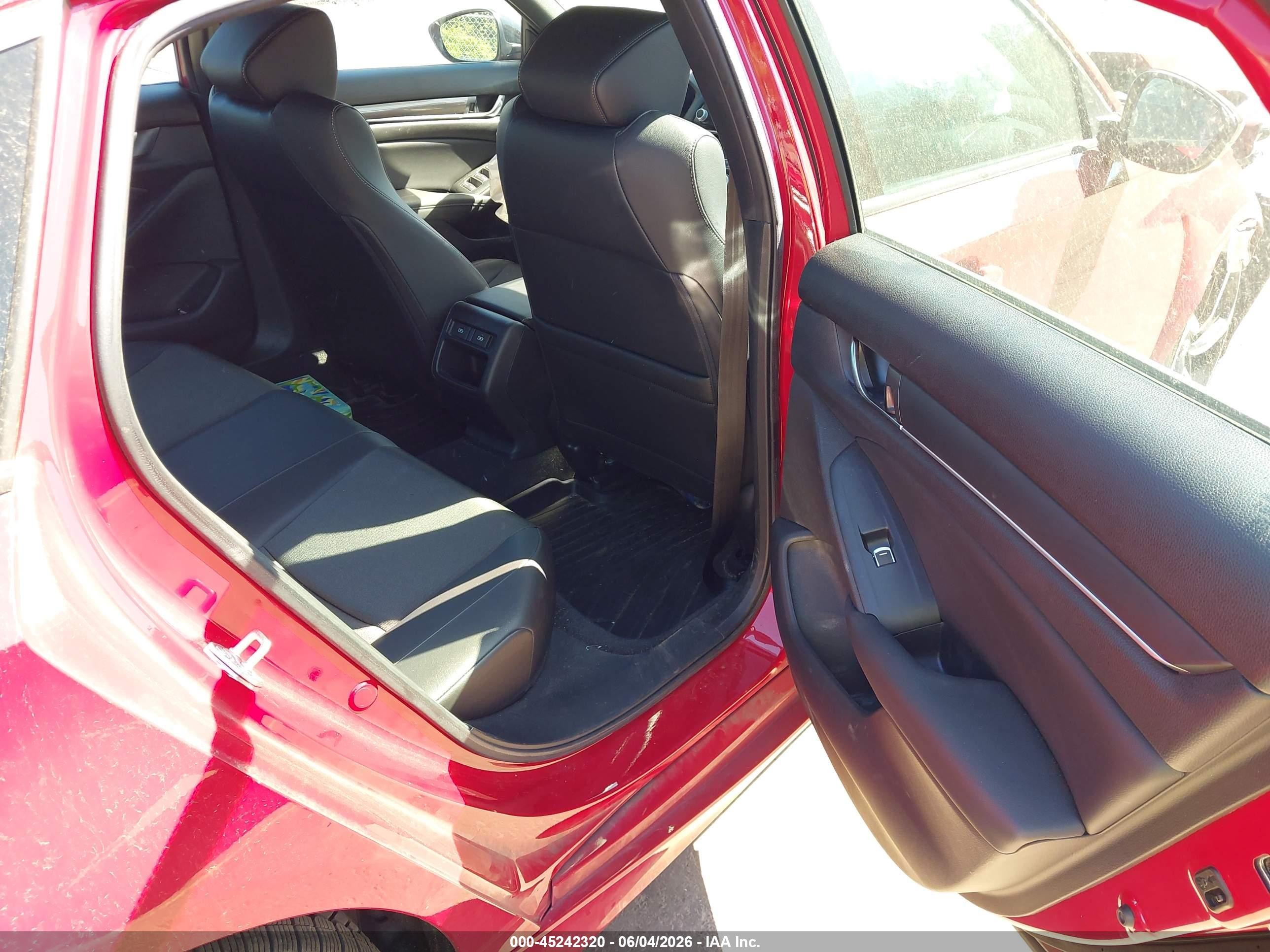 2022 Honda Accord Sport Red vin: 1HGCV1F30NA024677