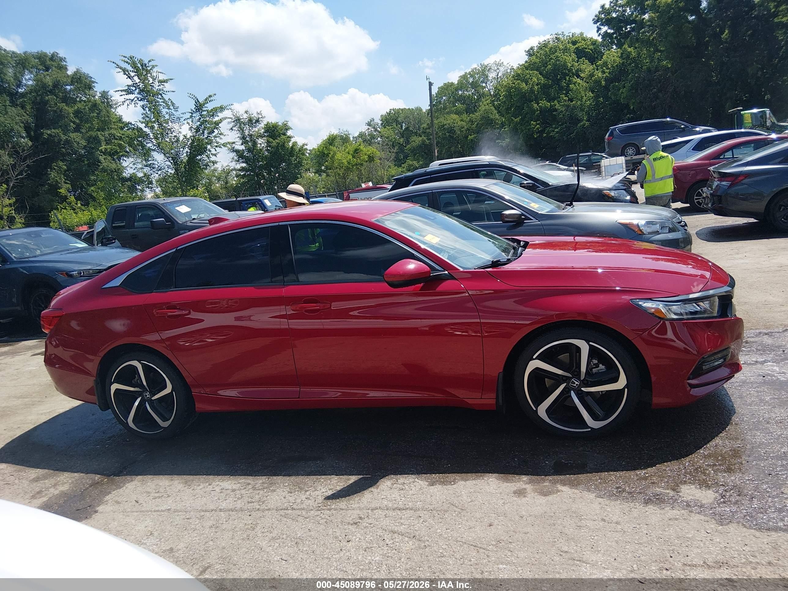 2018 Honda Accord Sport Red vin: 1HGCV1F31JA192807