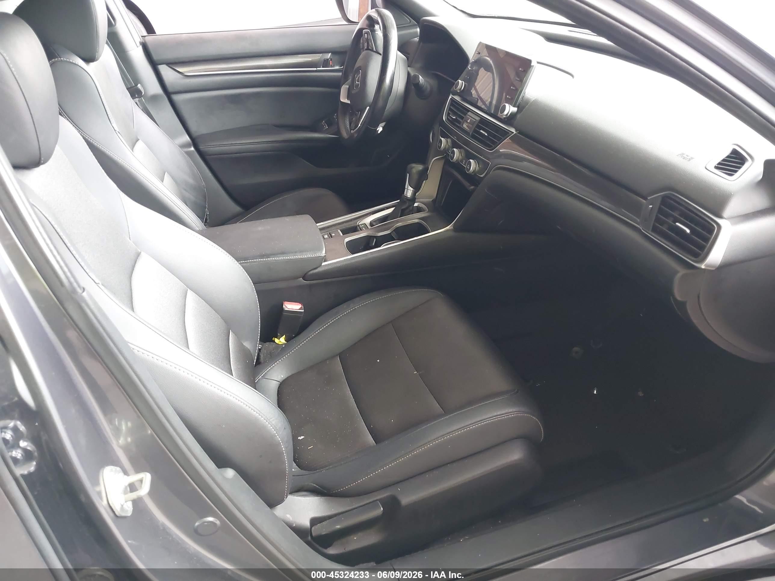 2019 Honda Accord Sport Серый vin: 1HGCV1F31KA153295