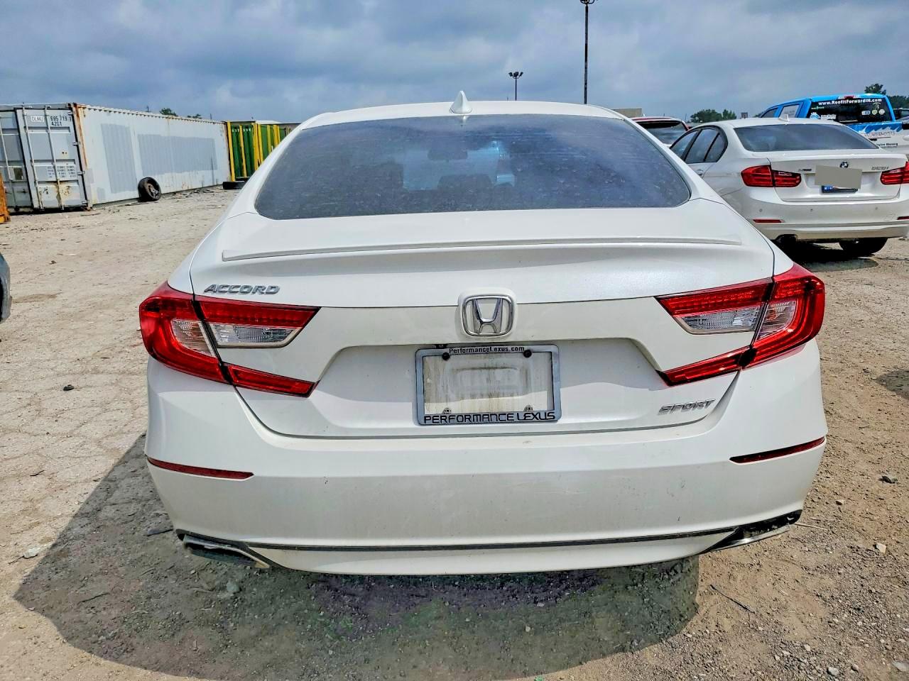 2018 Honda Accord Sport White vin: 1HGCV1F32JA184523