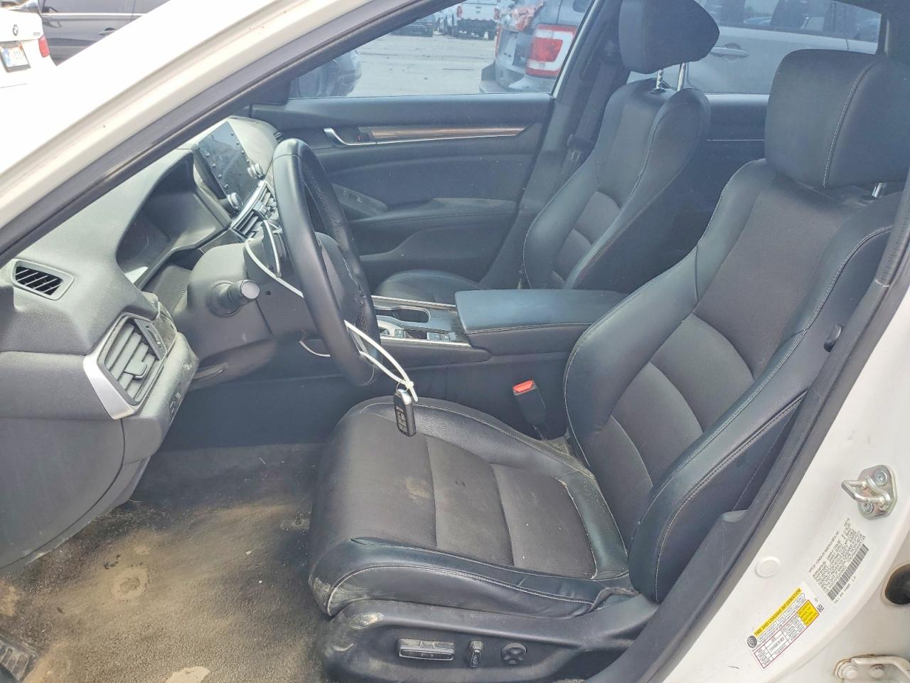 2018 Honda Accord Sport White vin: 1HGCV1F32JA184523