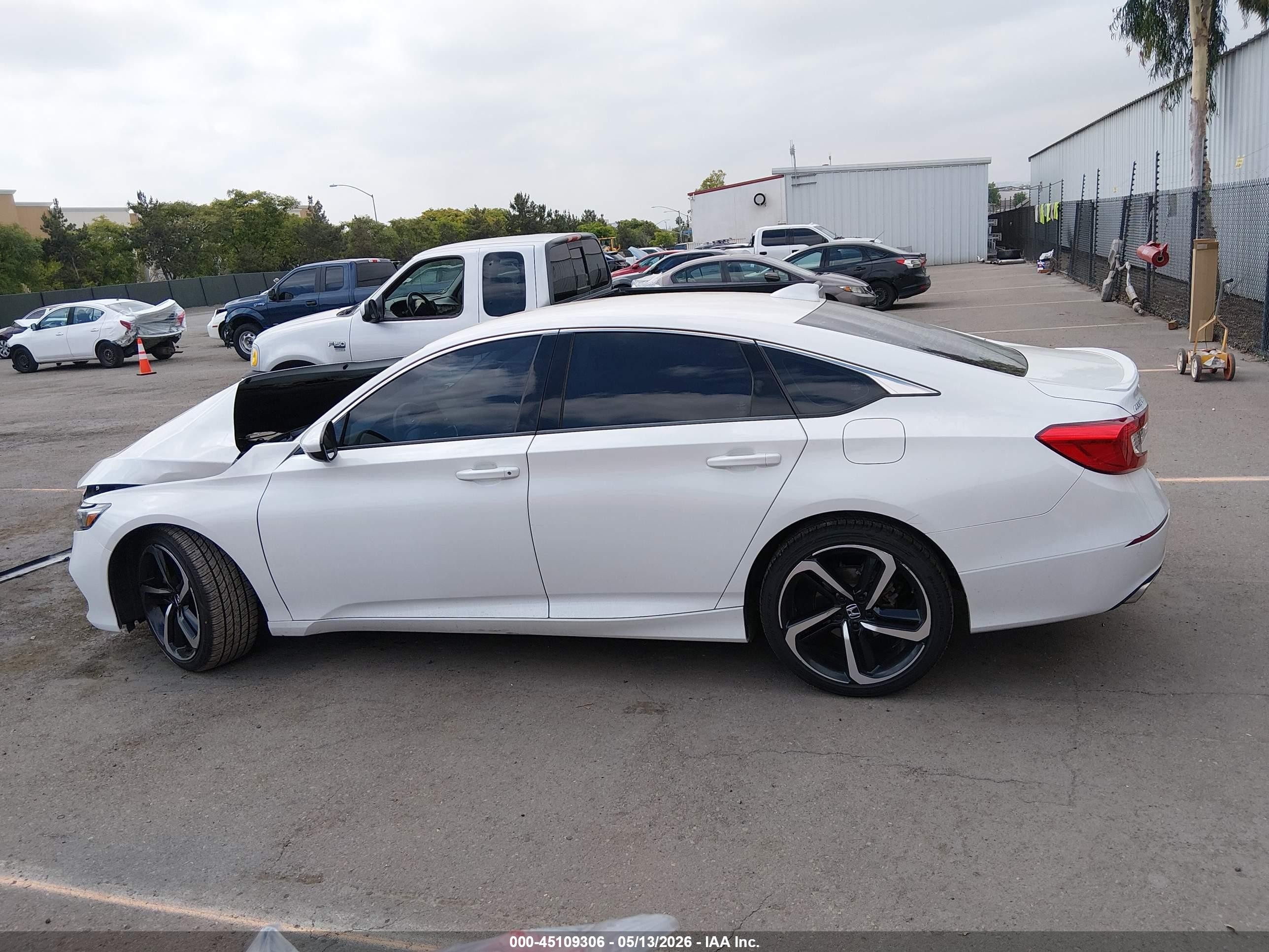 2019 Honda Accord Sport White vin: 1HGCV1F32KA086318