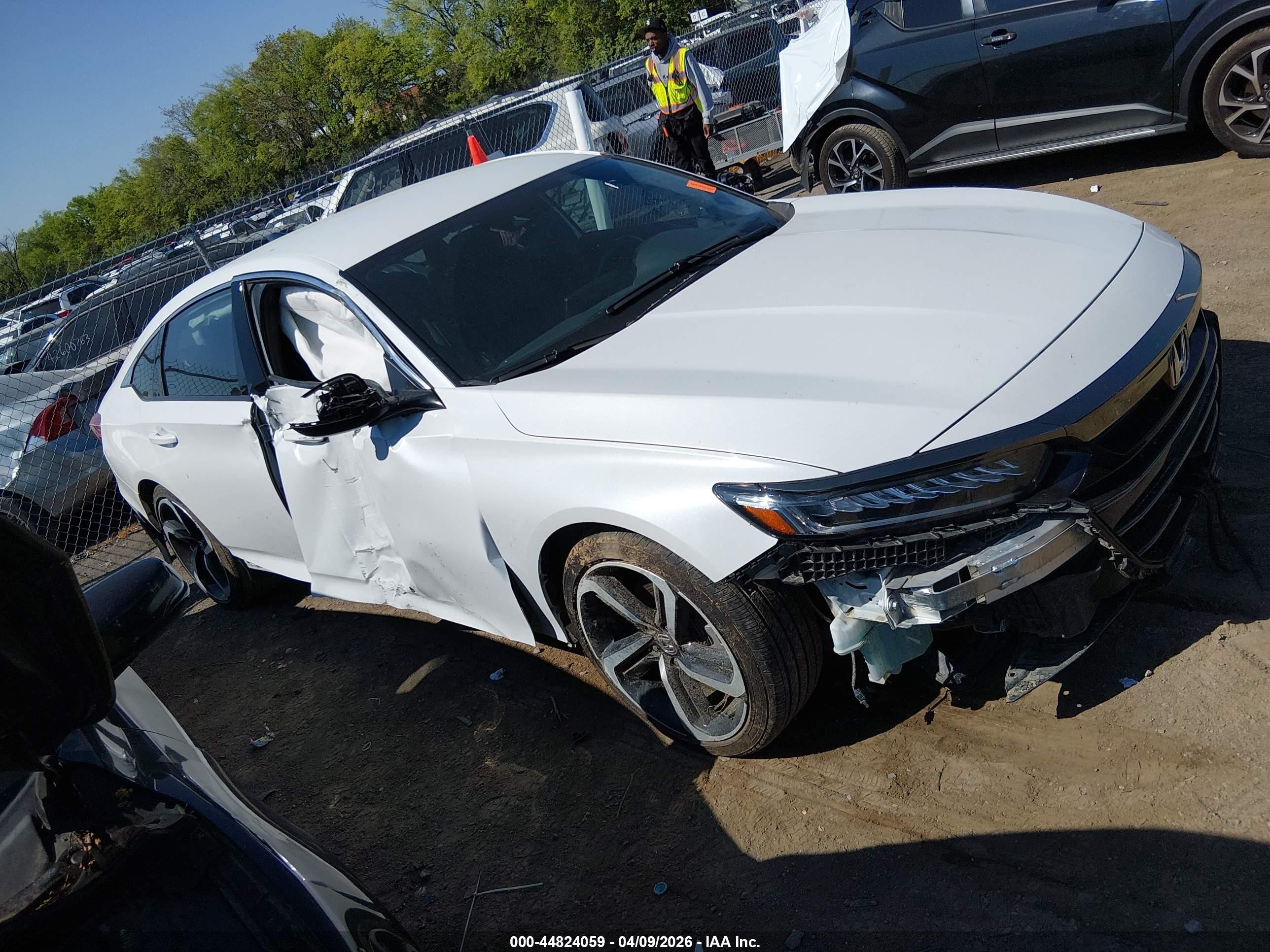 2022 Honda Accord Sport White vin: 1HGCV1F32NA113523