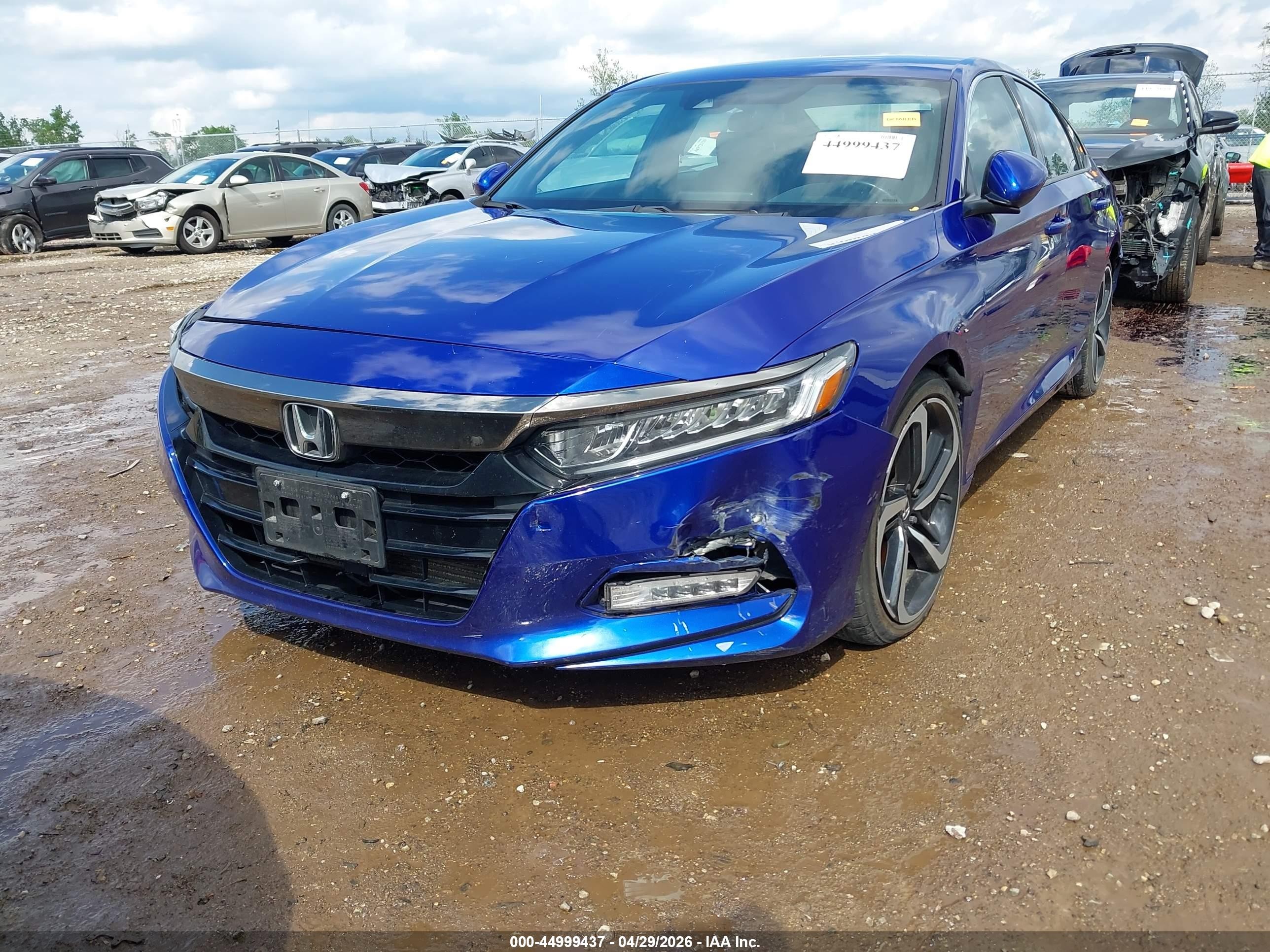 2018 Honda Accord Sport Синий vin: 1HGCV1F33JA230084