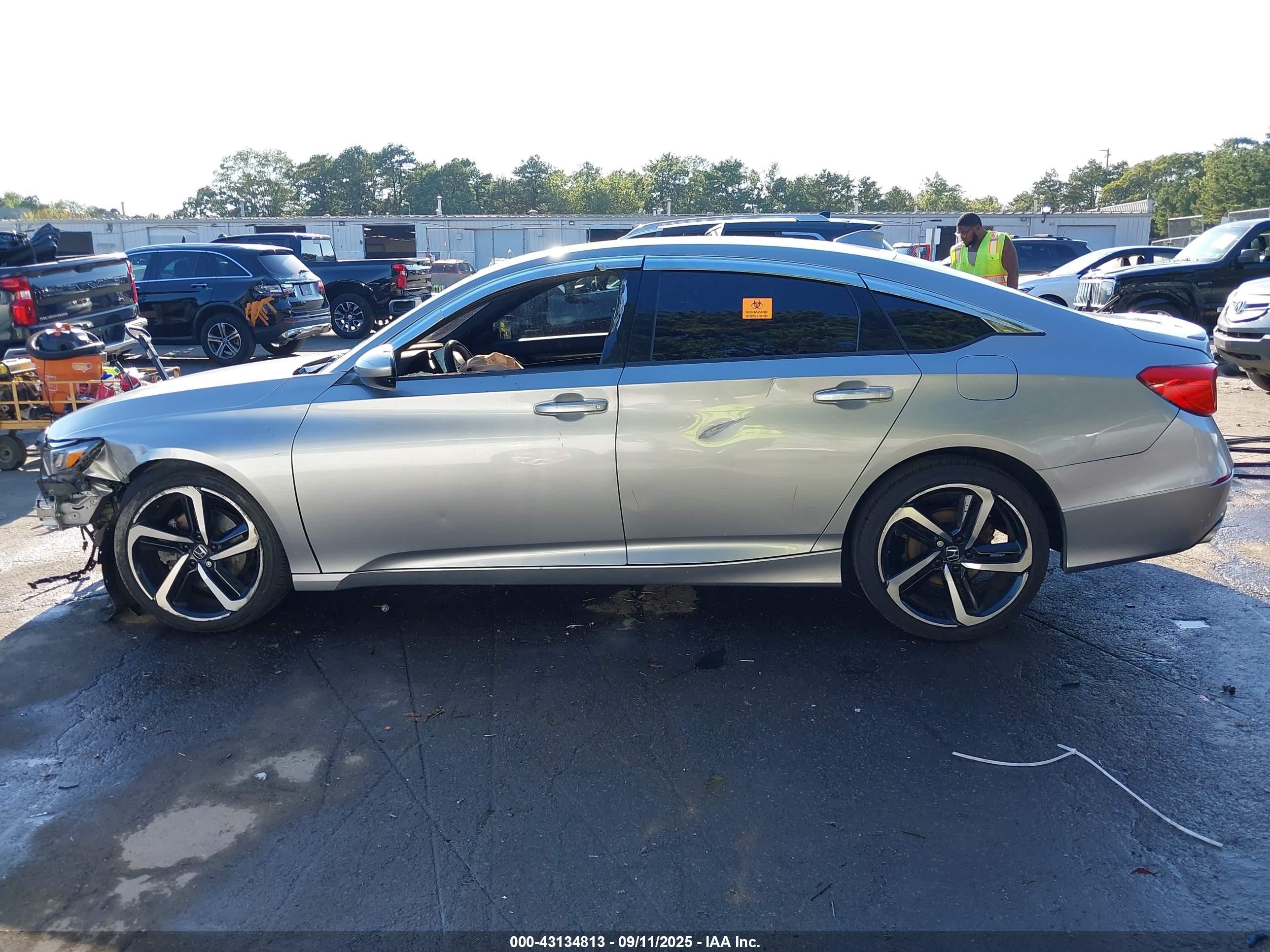 2019 Honda Accord Sport Серый vin: 1HGCV1F33KA145974