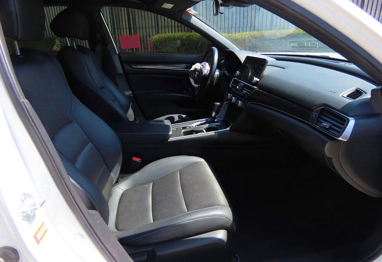 2021 Honda Accord Sport Белый vin: 1HGCV1F33MA072995