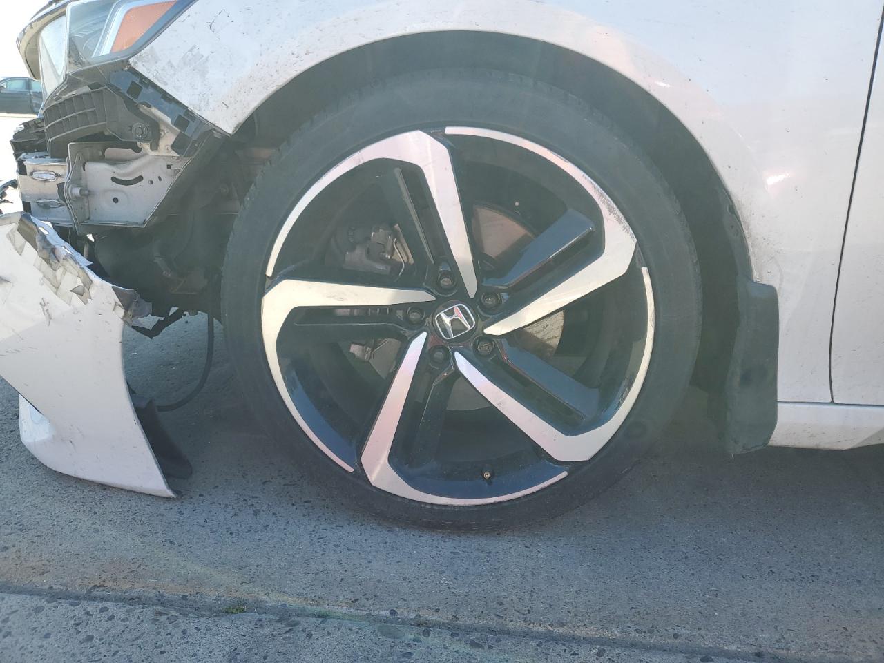 2022 Honda Accord Sport Белый vin: 1HGCV1F33NA119184 Damage: Left Front Wheel, Curb Rash, 7 To 8 Inches