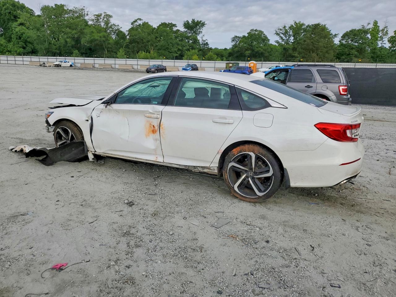 2018 Honda Accord Sport White vin: 1HGCV1F34JA129703